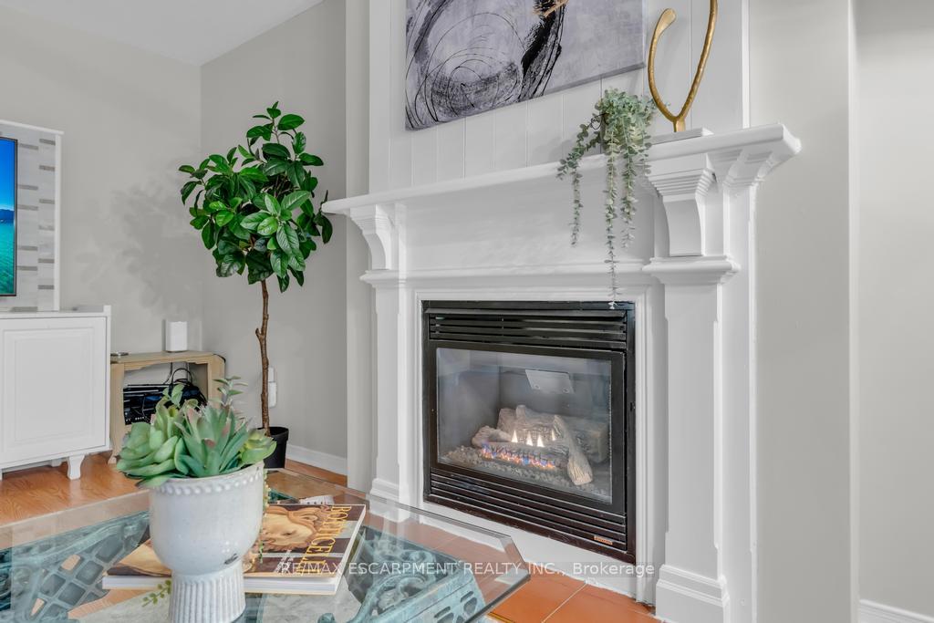 Photo 17 of 15 Deer Valley Drive, Caledon, Bolton West — HOMEH