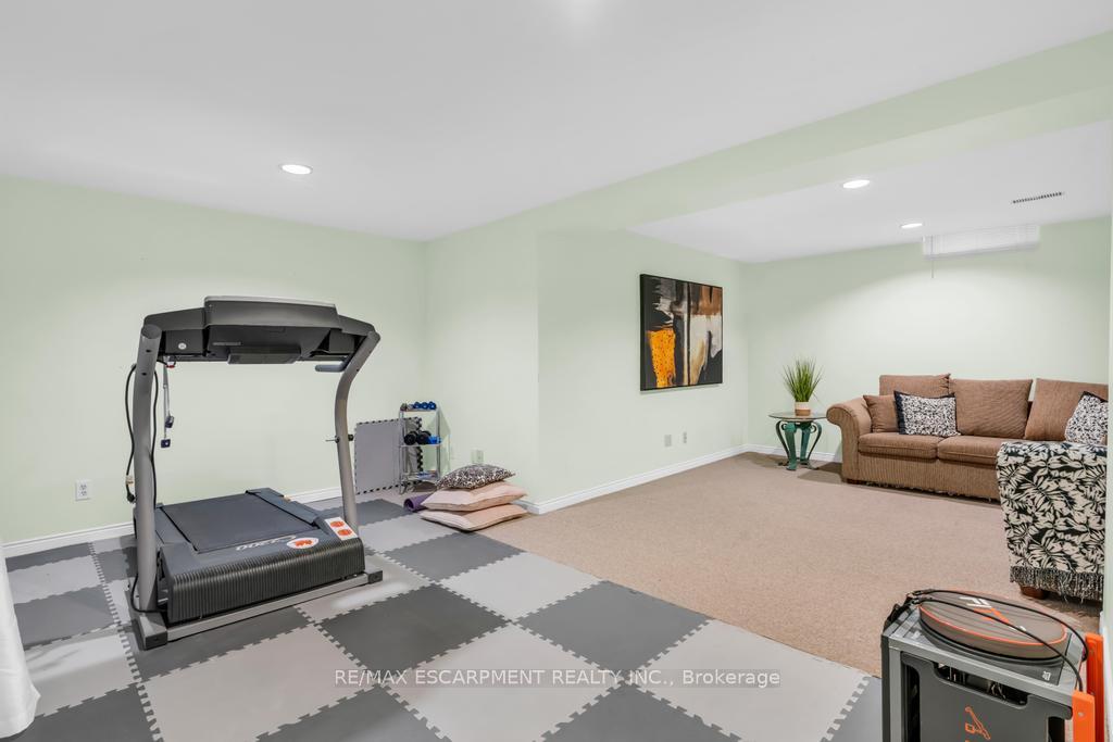 Photo 33 of 15 Deer Valley Drive, Caledon, Bolton West — HOMEH