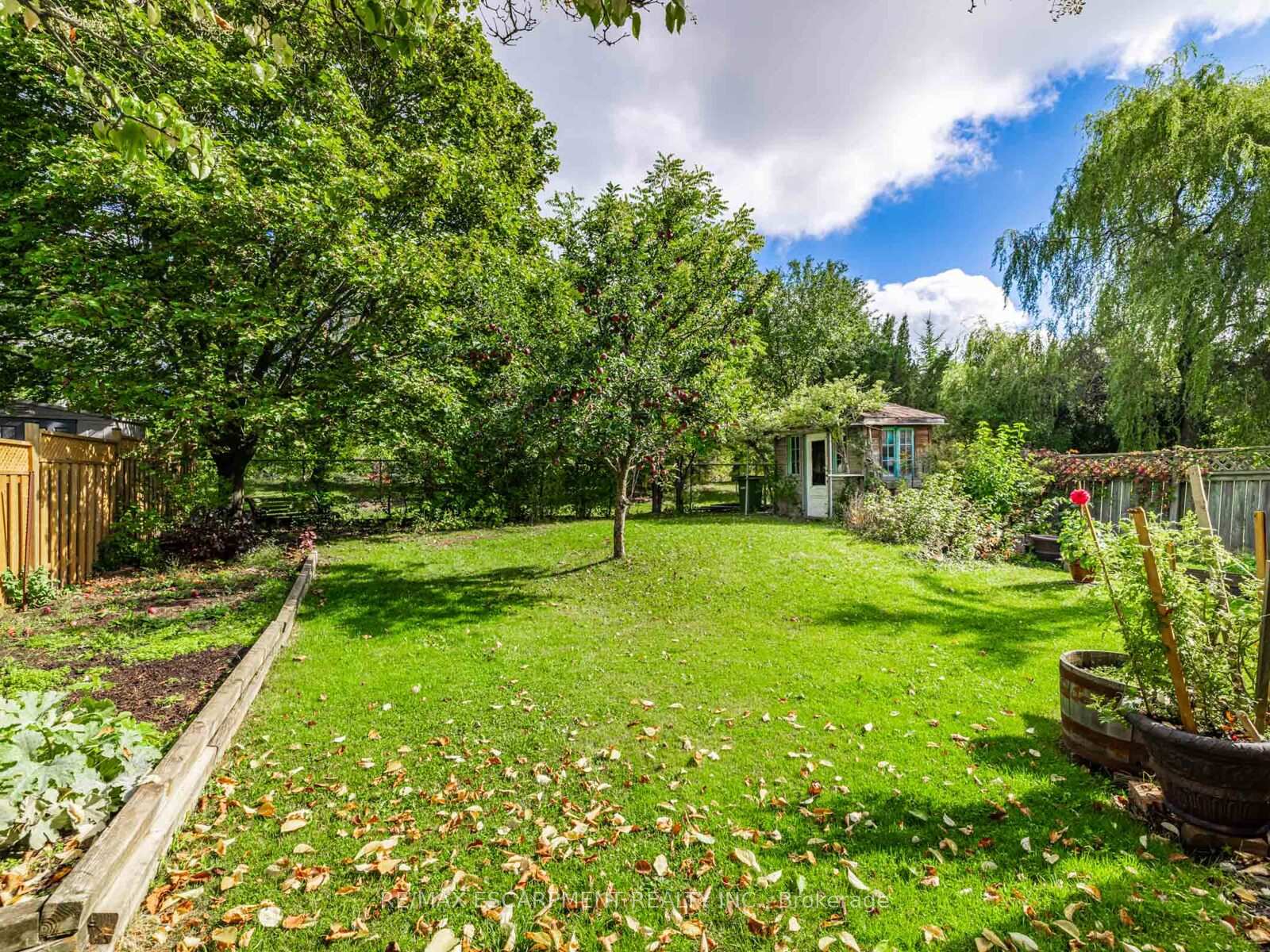 Photo 44 of 15 Deer Valley Drive, Caledon, Bolton West — HOMEH