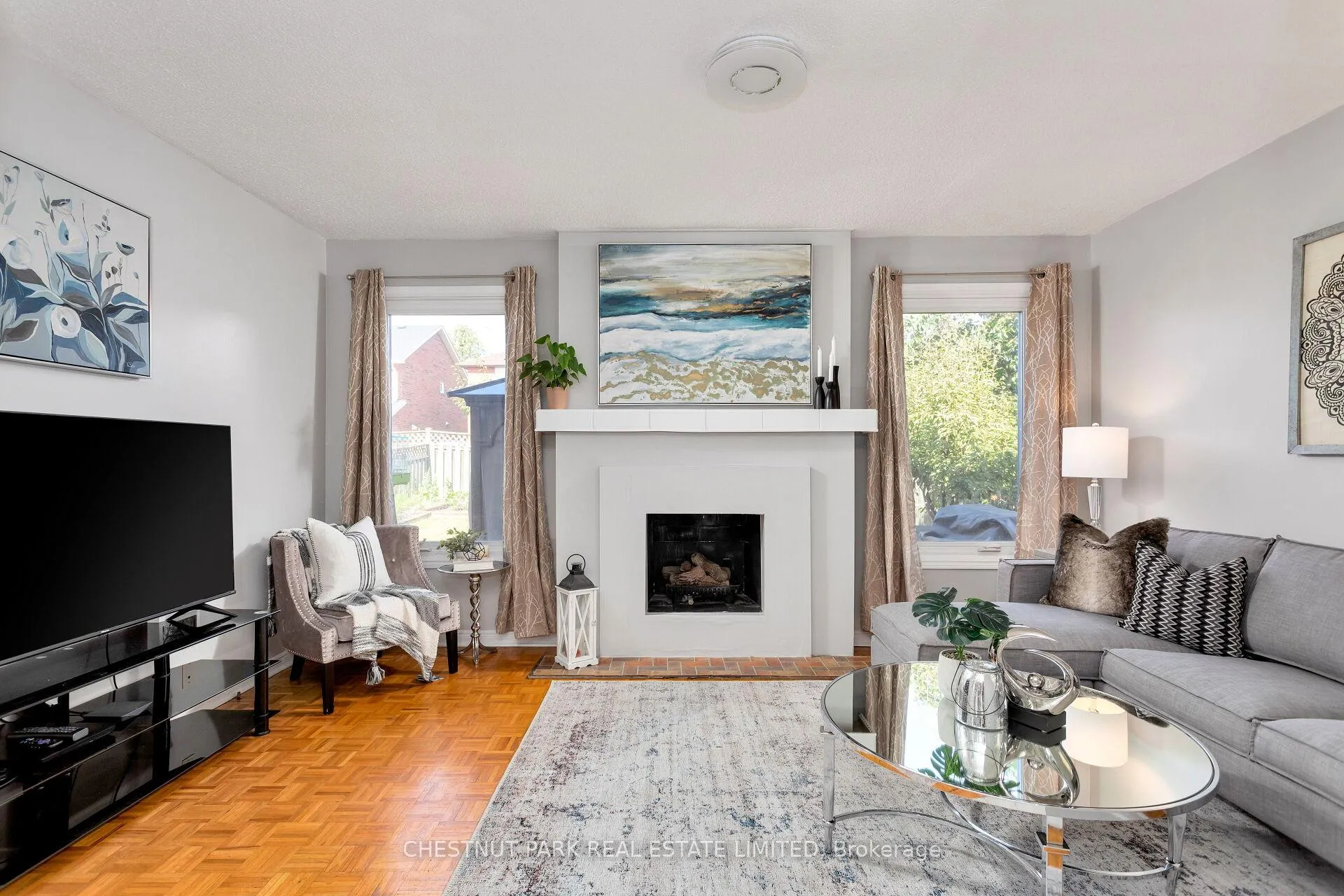 Photo 14 of 138 Largo Crescent, Vaughan, Maple — HOMEH