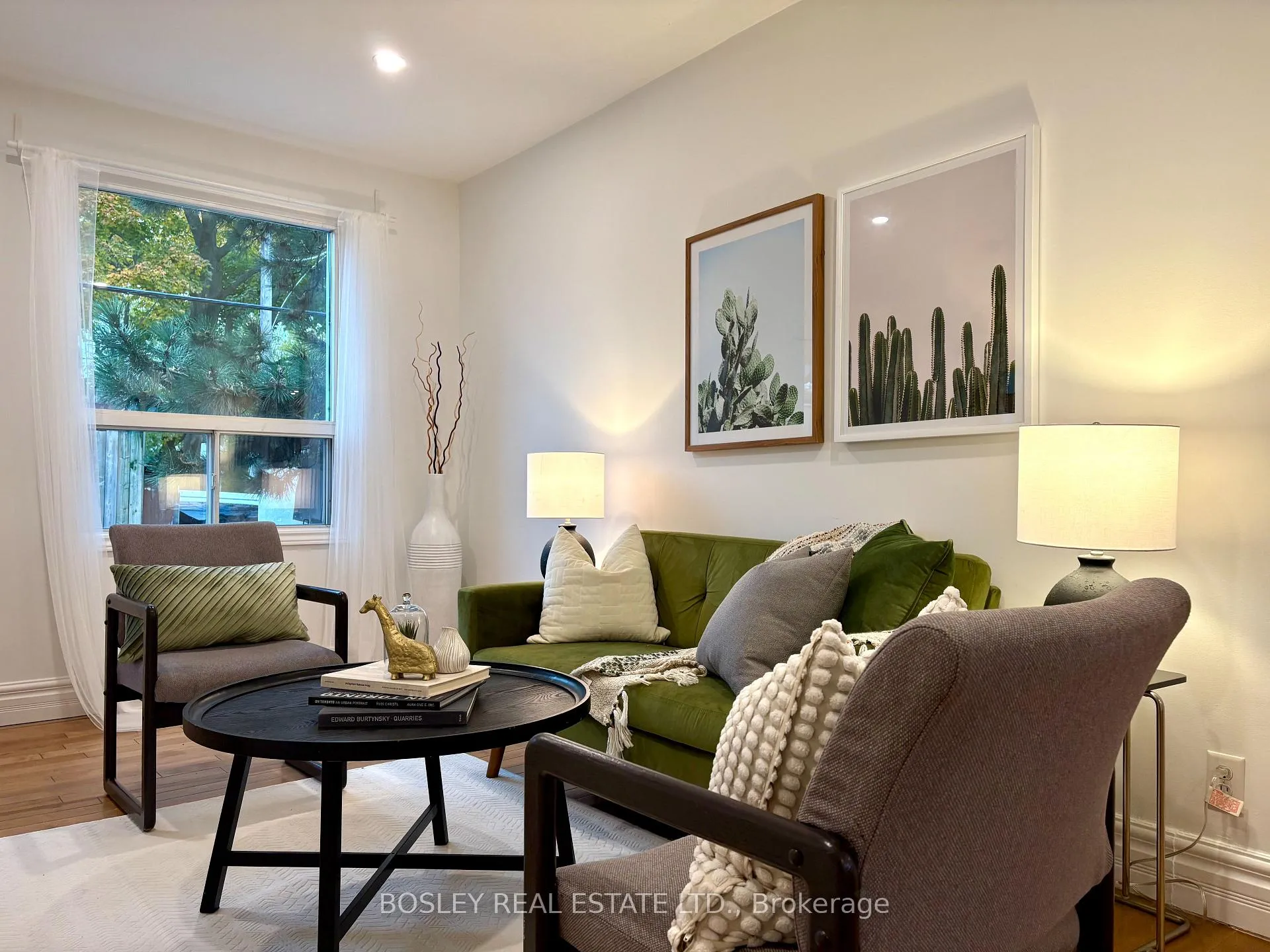 Photo 2 of 1057 Craven Road, Toronto, Greenwood-Coxwell — HOMEH