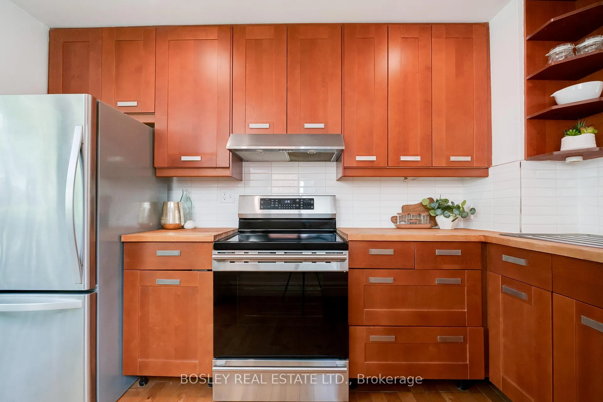 Photo 13 of 1057 Craven Road, Toronto, Greenwood-Coxwell — HOMEH
