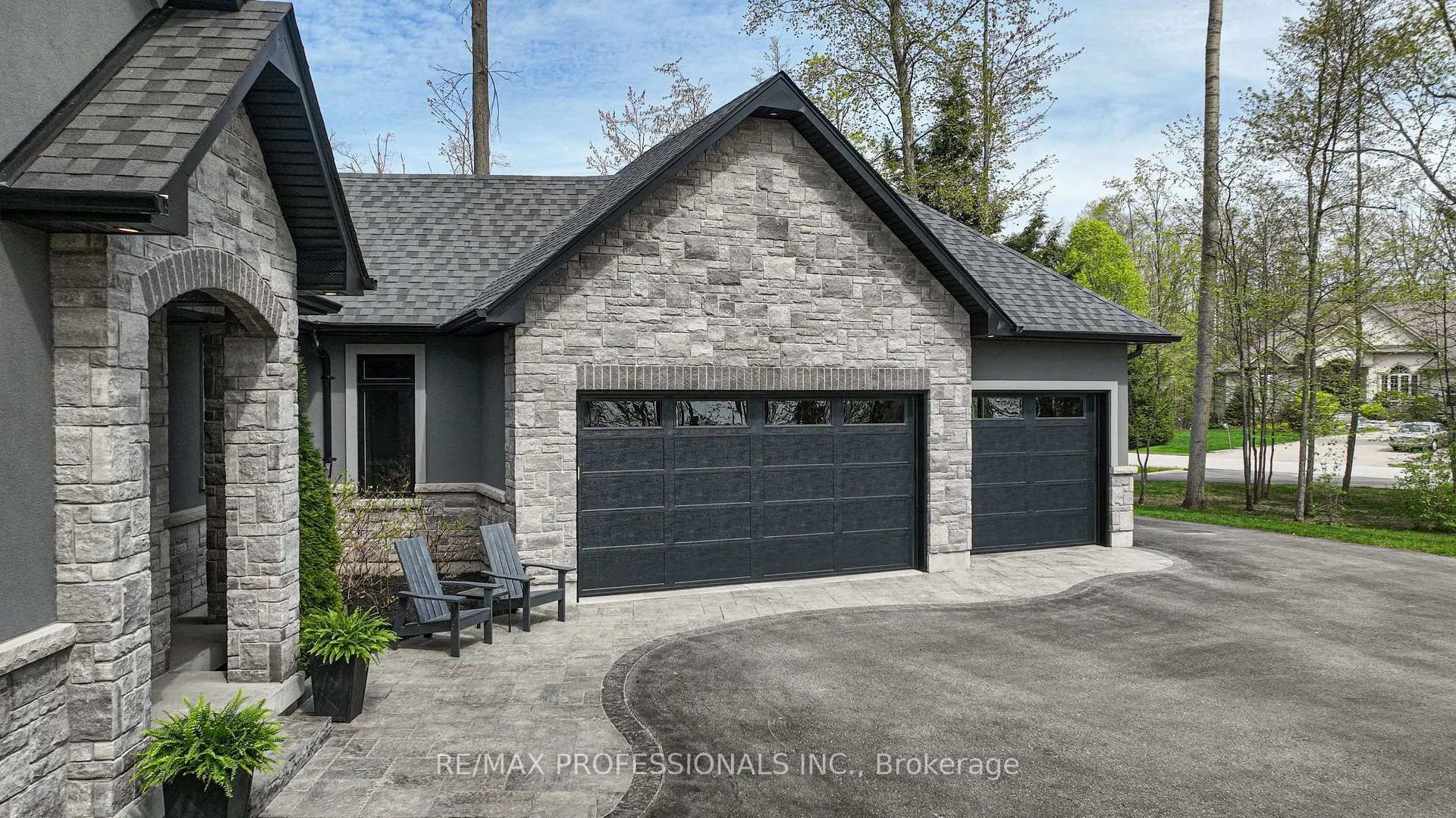 Photo 5 of 21 Boothby Crescent, Springwater, Snow Valley — HOMEH