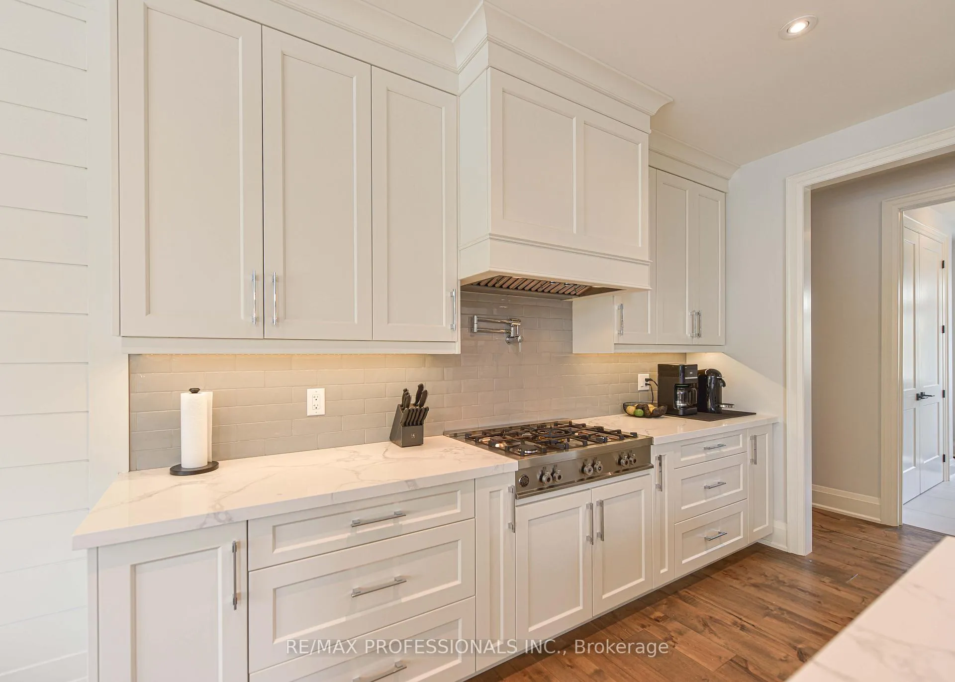 Photo 19 of 21 Boothby Crescent, Springwater, Snow Valley — HOMEH