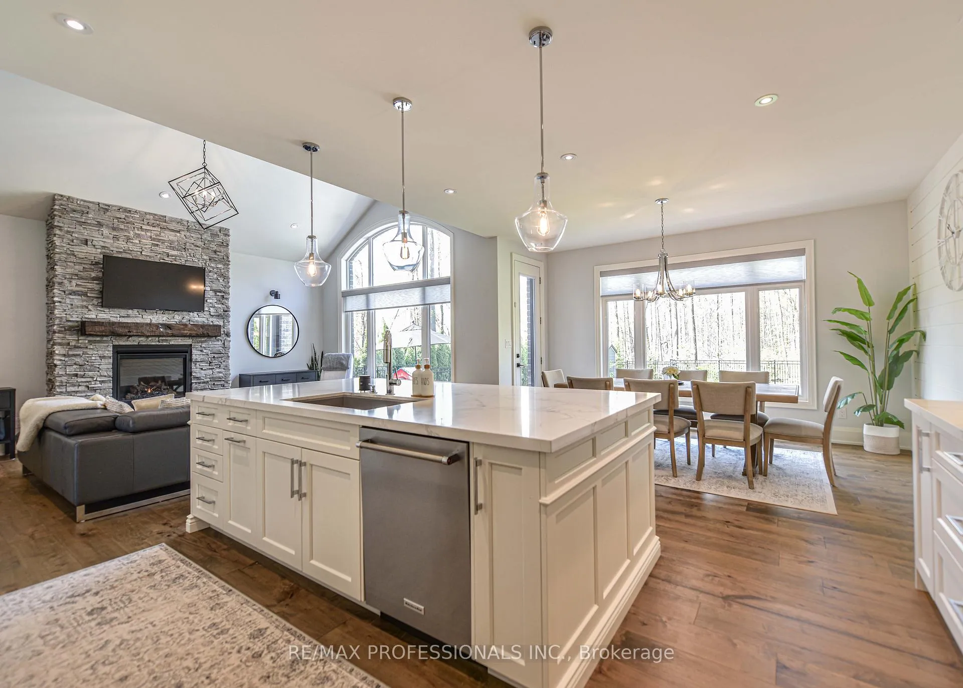 Photo 20 of 21 Boothby Crescent, Springwater, Snow Valley — HOMEH