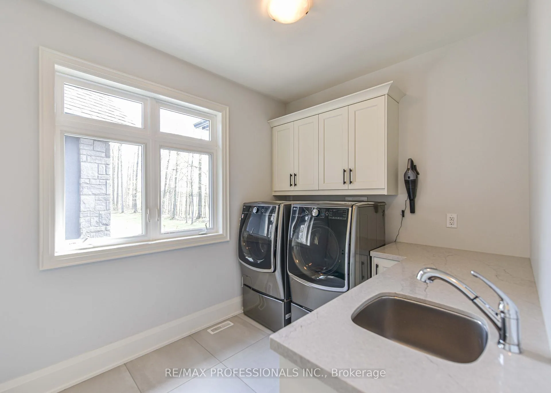 Photo 21 of 21 Boothby Crescent, Springwater, Snow Valley — HOMEH