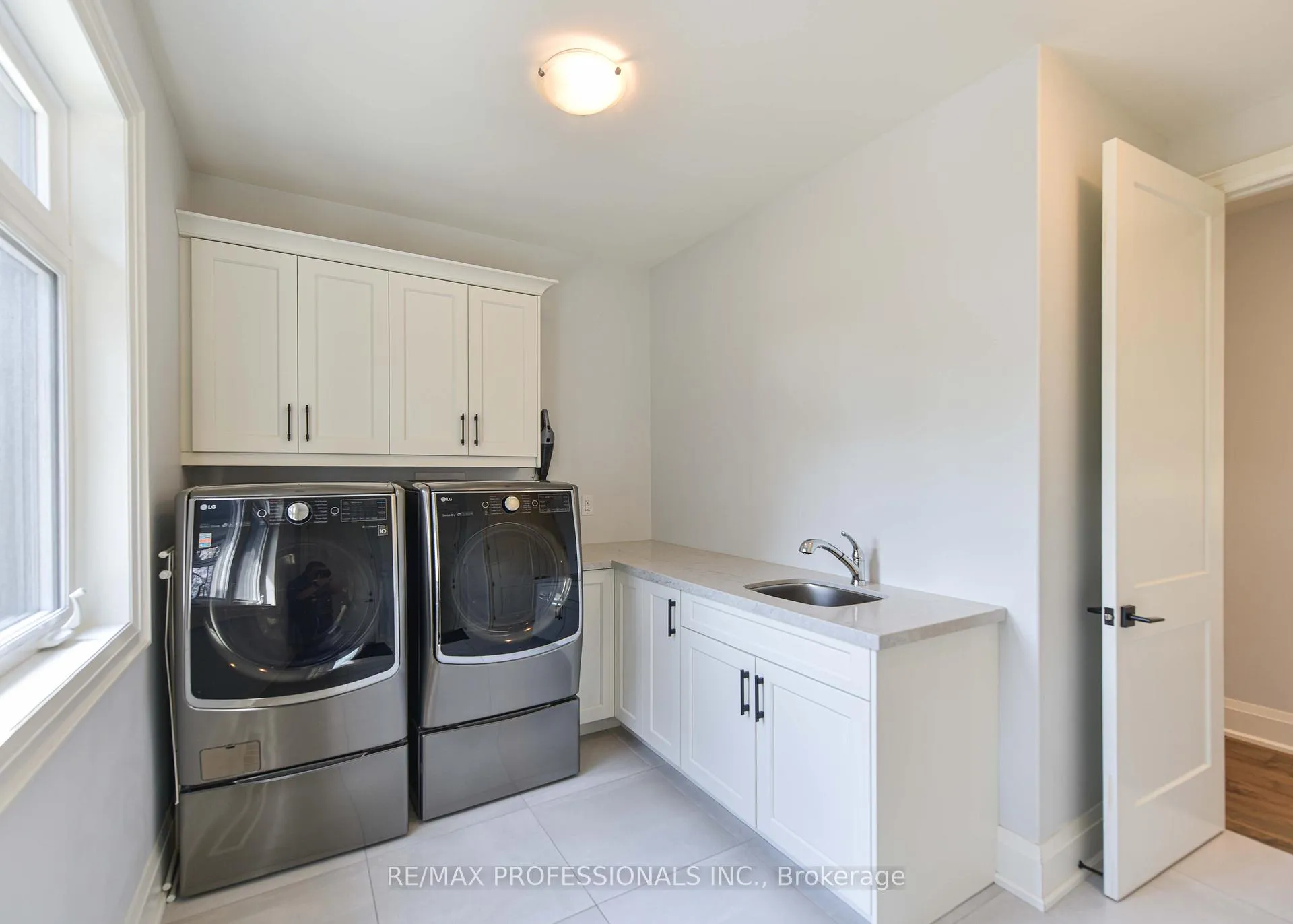 Photo 22 of 21 Boothby Crescent, Springwater, Snow Valley — HOMEH