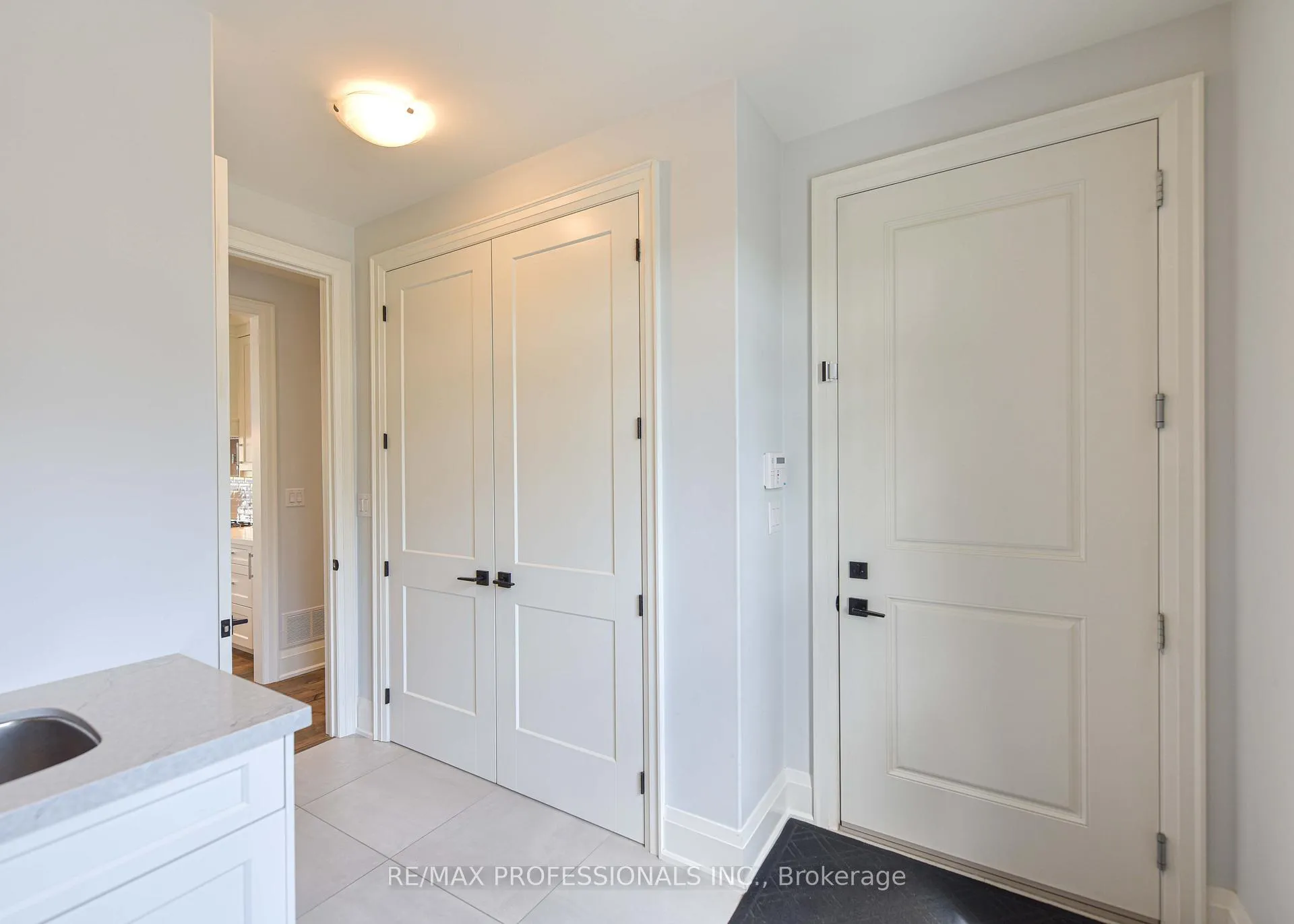 Photo 23 of 21 Boothby Crescent, Springwater, Snow Valley — HOMEH