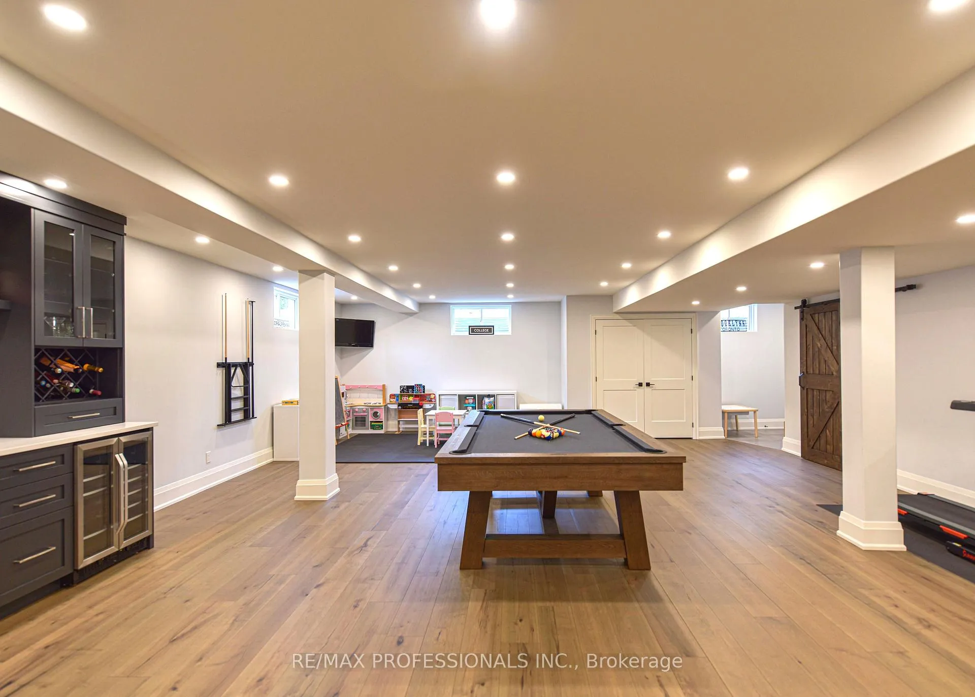 Photo 35 of 21 Boothby Crescent, Springwater, Snow Valley — HOMEH