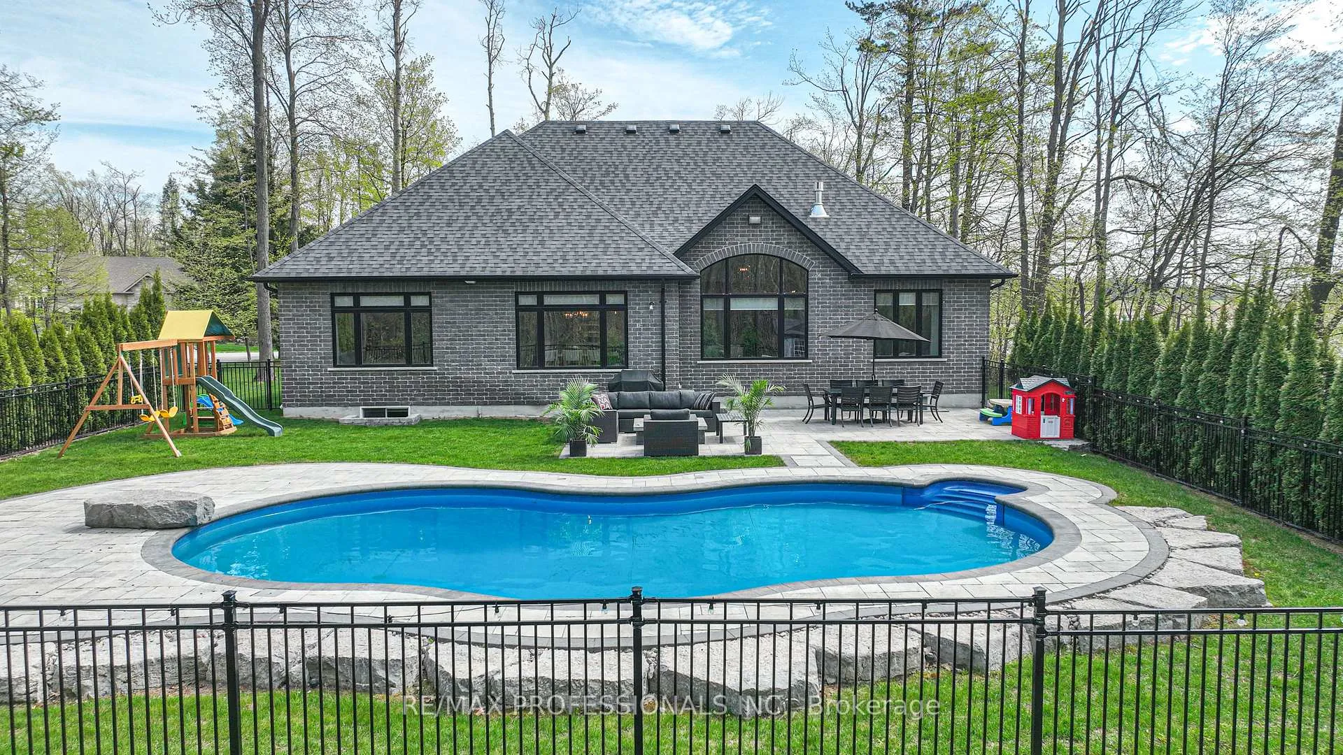 Photo 44 of 21 Boothby Crescent, Springwater, Snow Valley — HOMEH