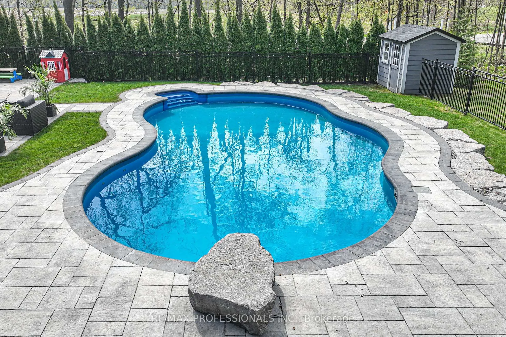 Photo 45 of 21 Boothby Crescent, Springwater, Snow Valley — HOMEH