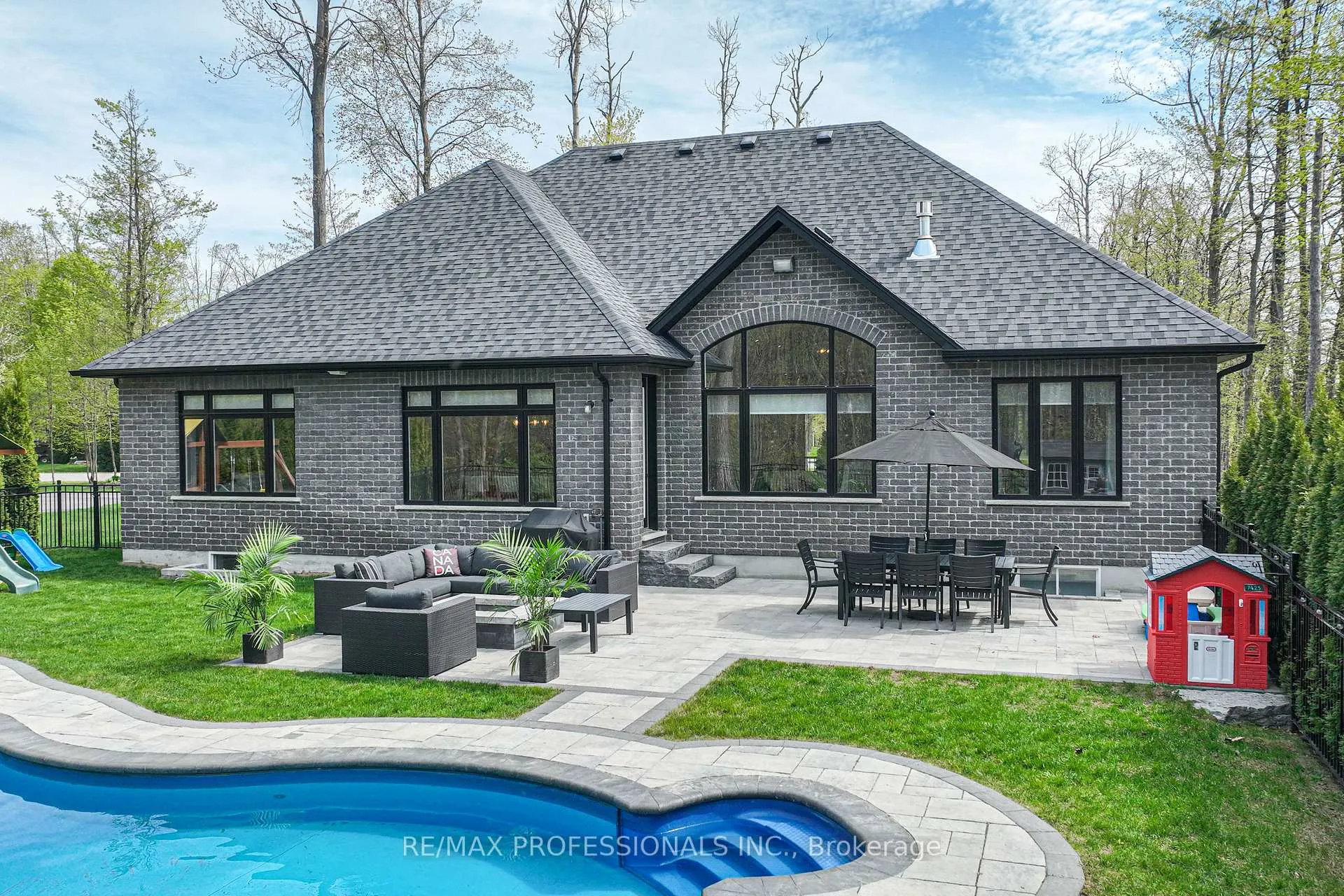 Photo 46 of 21 Boothby Crescent, Springwater, Snow Valley — HOMEH