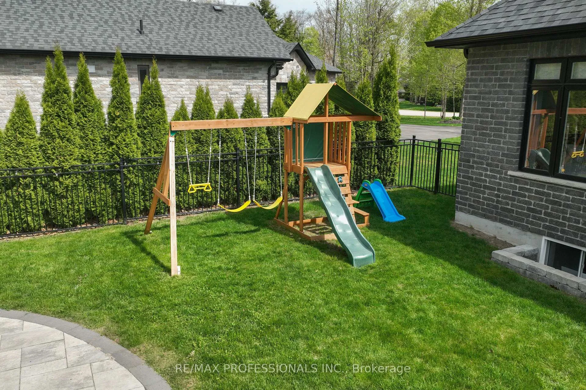 Photo 50 of 21 Boothby Crescent, Springwater, Snow Valley — HOMEH