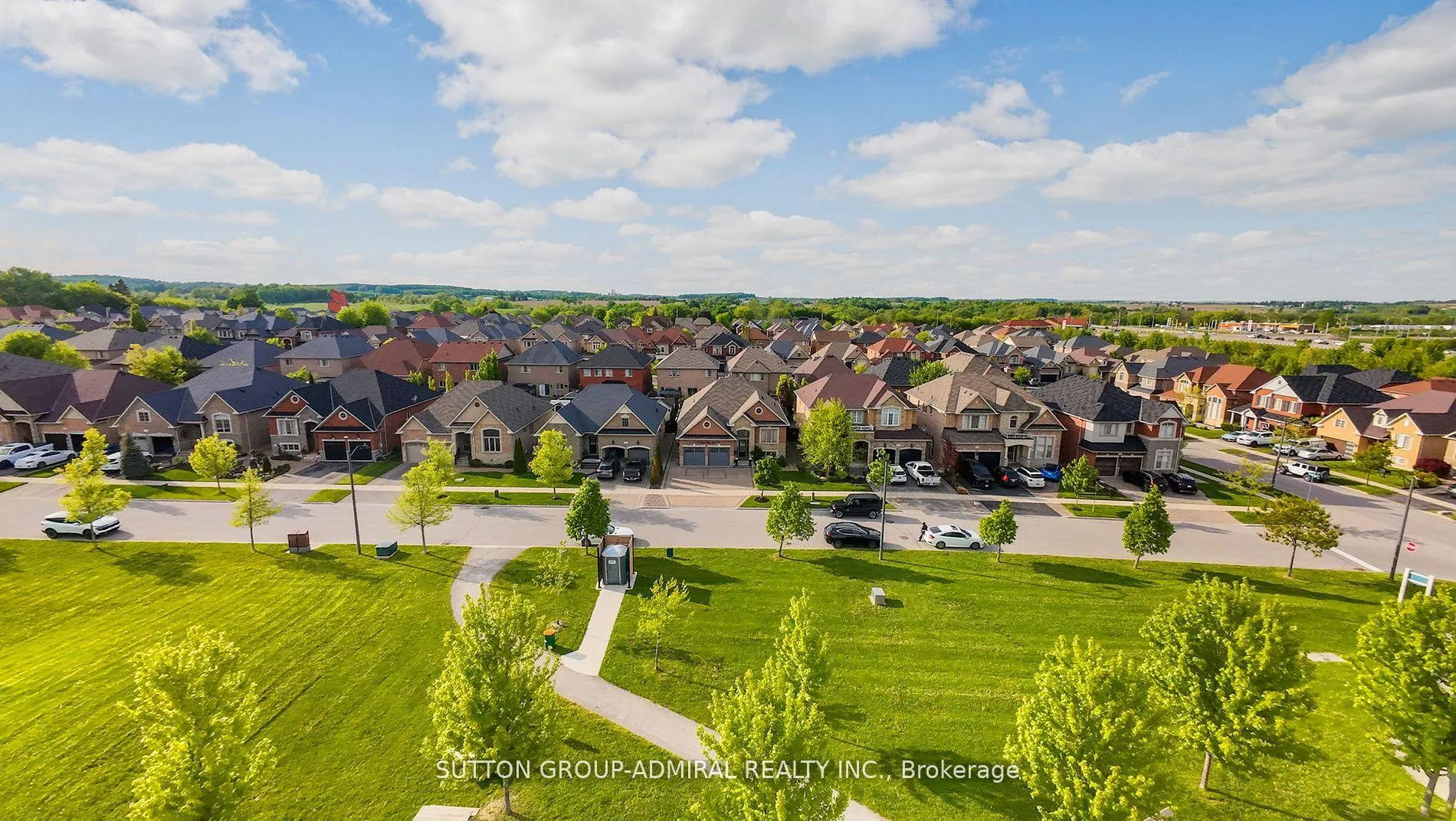 Photo 5 of 26 Summit Ridge Drive, King, Schomberg — HOMEH