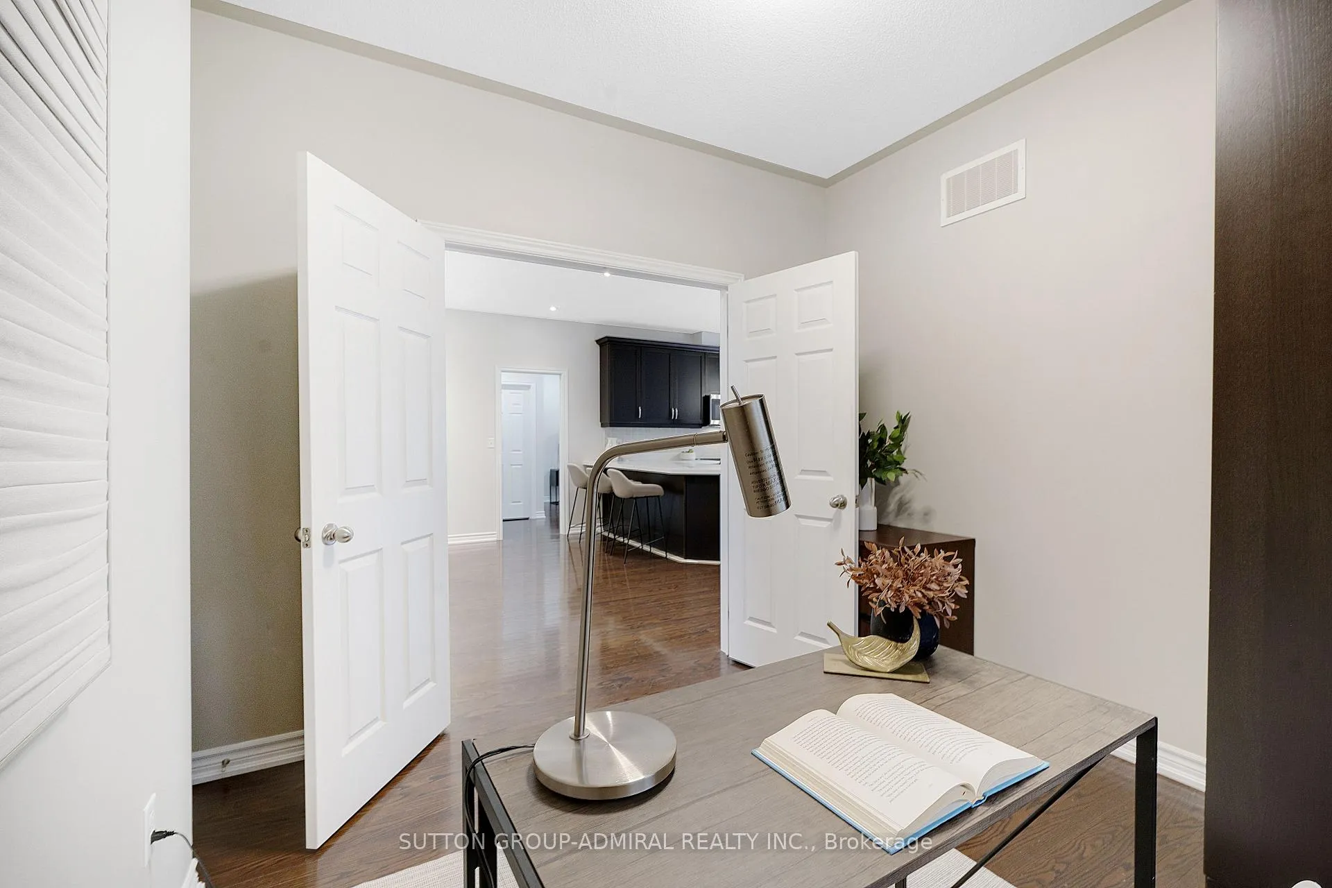 Photo 11 of 26 Summit Ridge Drive, King, Schomberg — HOMEH