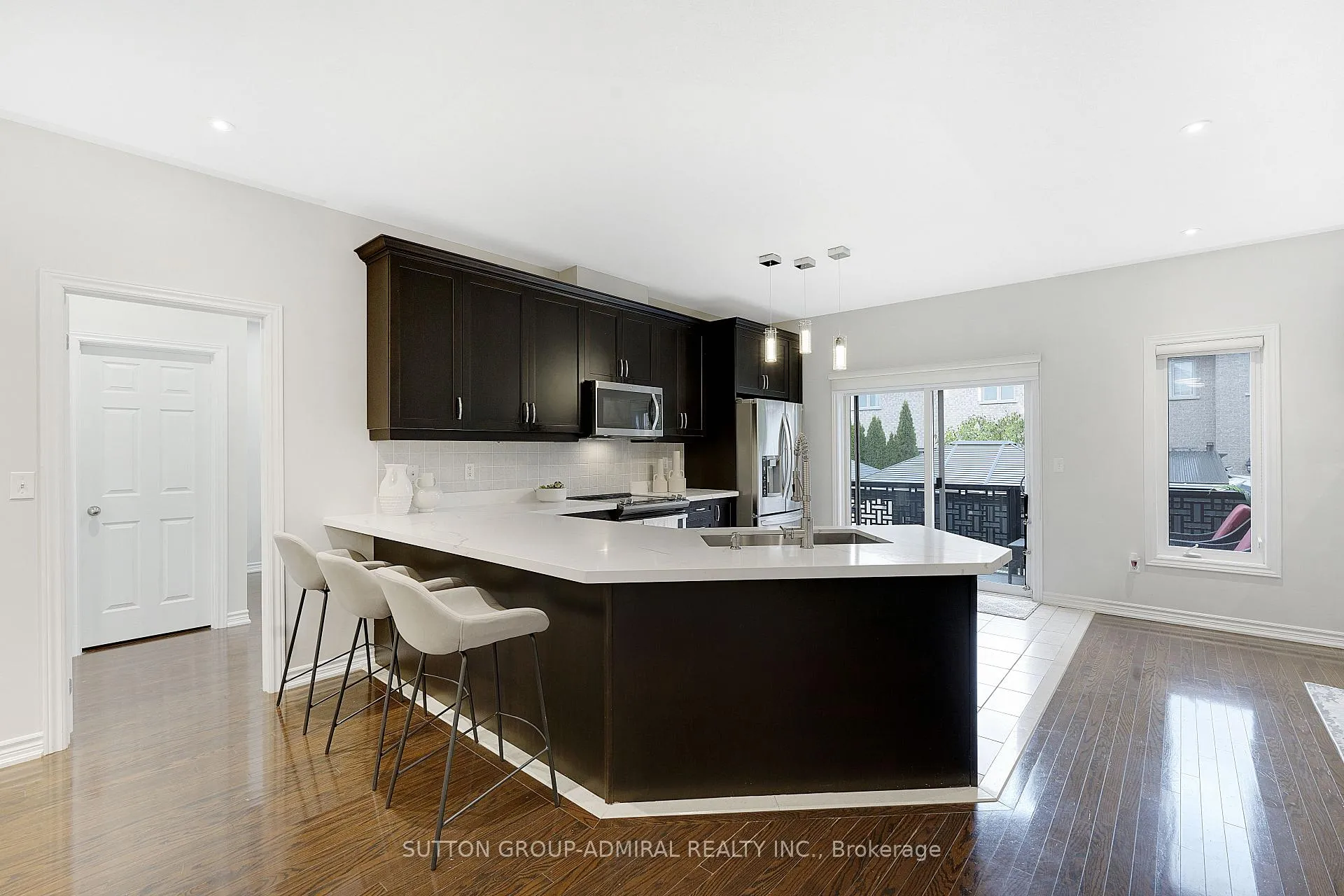 Photo 12 of 26 Summit Ridge Drive, King, Schomberg — HOMEH