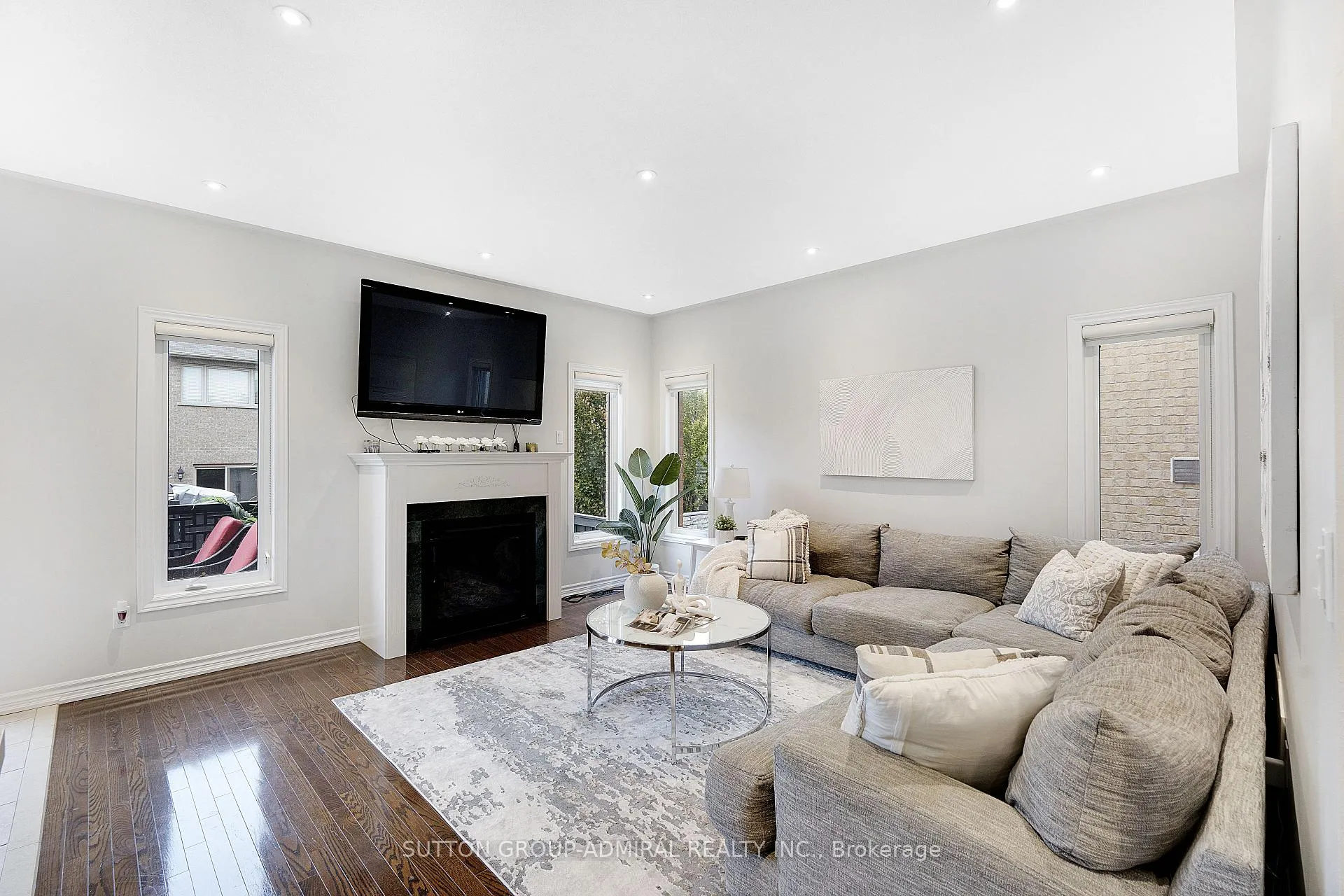 Photo 15 of 26 Summit Ridge Drive, King, Schomberg — HOMEH