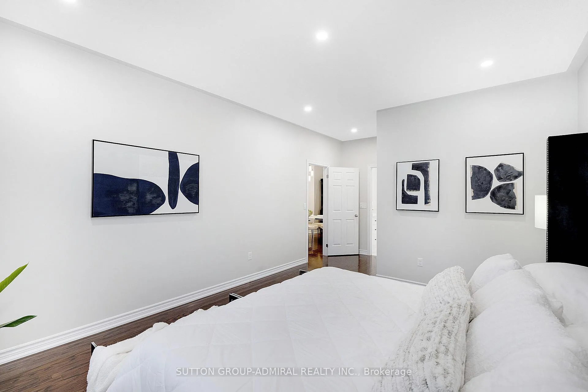 Photo 21 of 26 Summit Ridge Drive, King, Schomberg — HOMEH