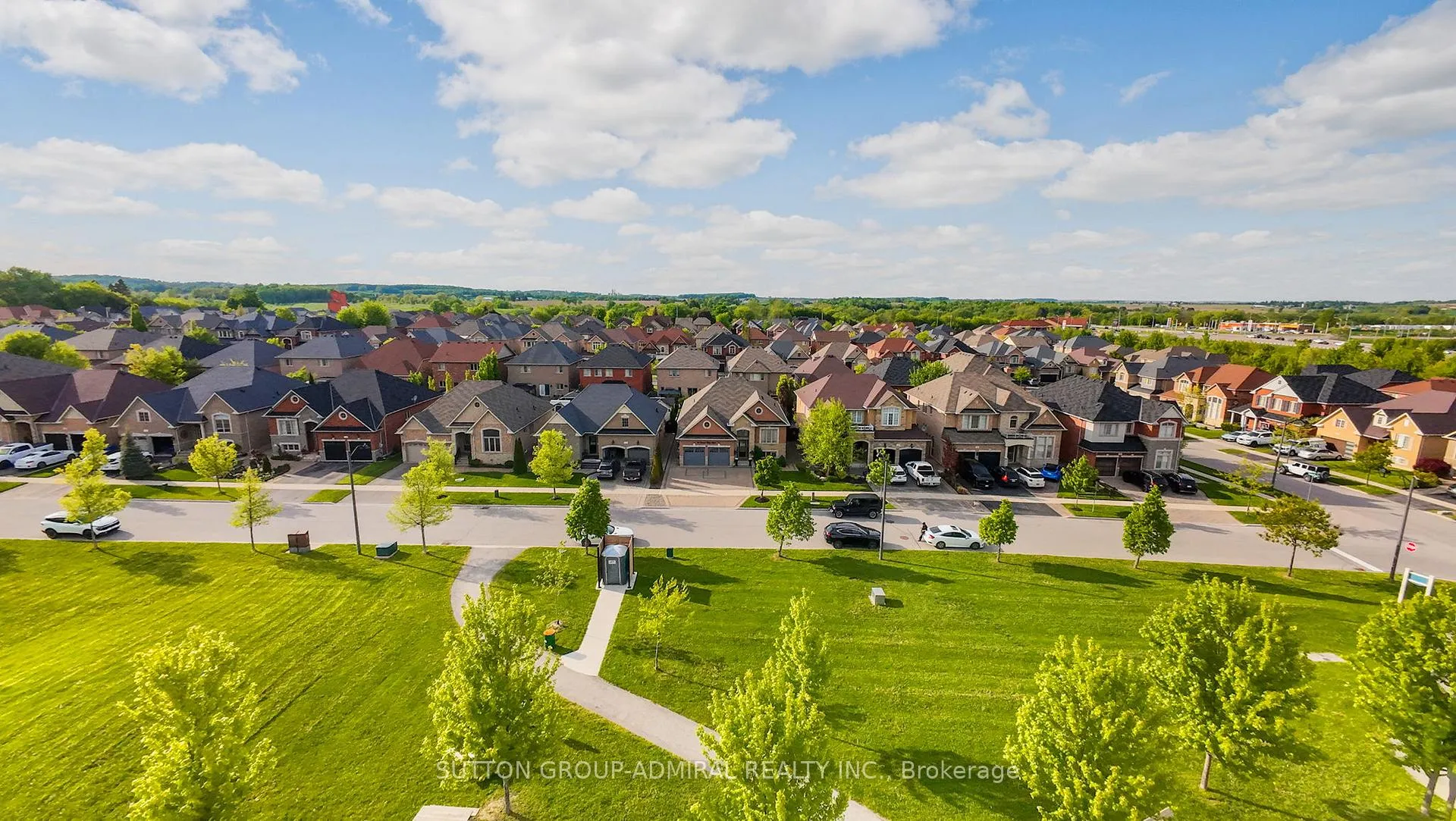 Photo 40 of 26 Summit Ridge Drive, King, Schomberg — HOMEH