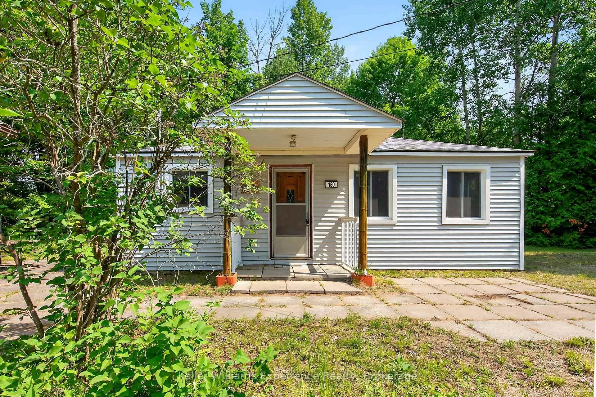 Photo 6 of 180&184 Silver Birch Crescent, Tay, Port McNicoll — HOMEH