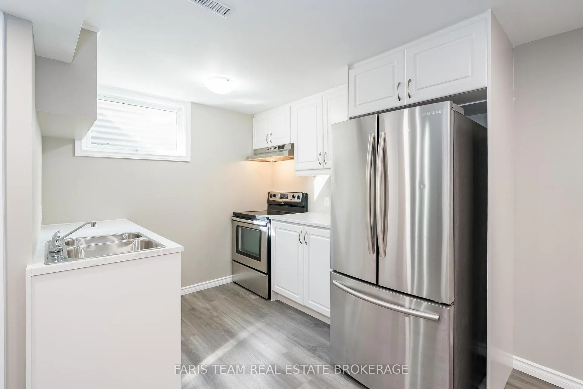 Photo 14 of 76 Marshall Street, Barrie, Allandale Heights — HOMEH