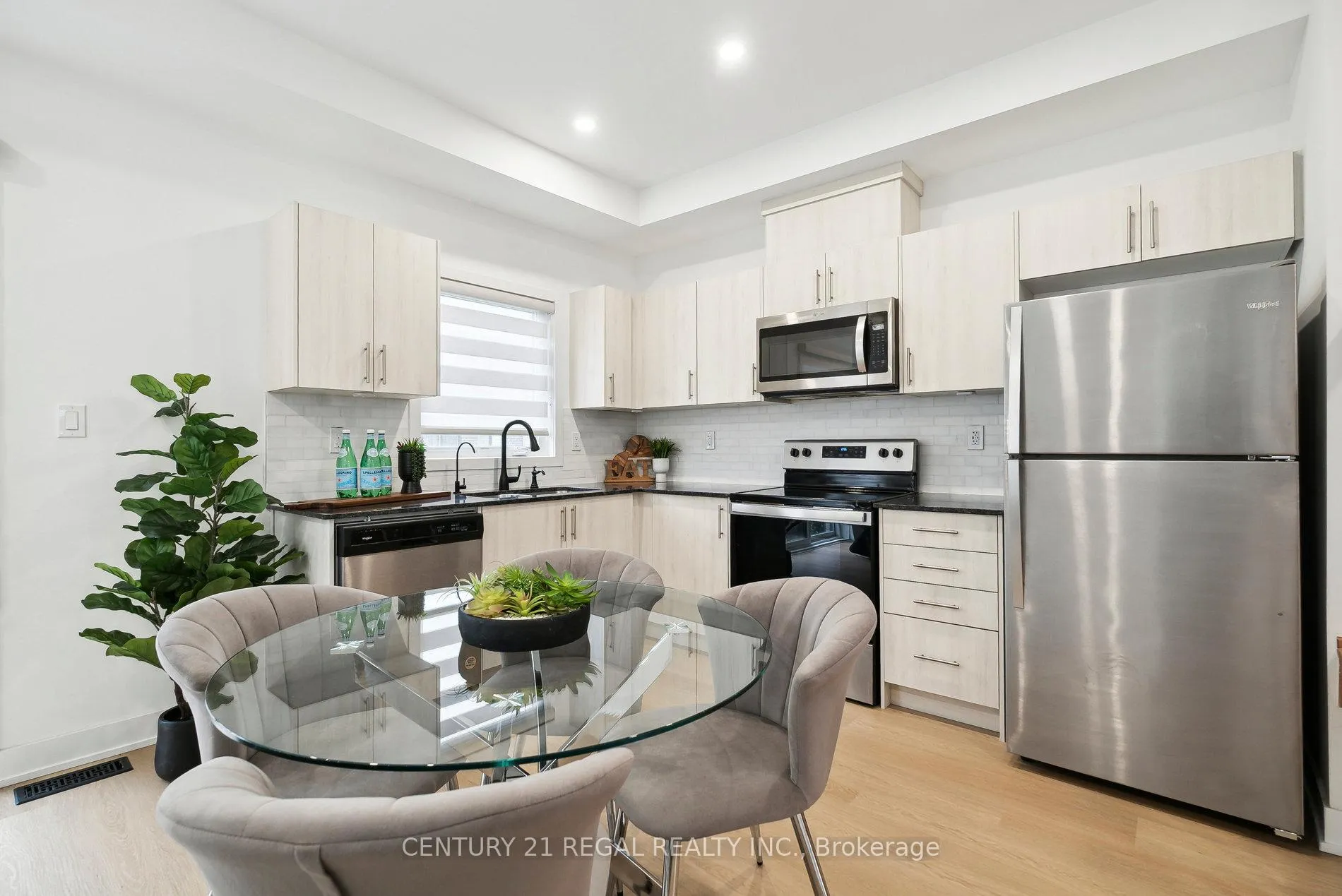 Photo 1 of 24 Wheatfield Road, Barrie, Rural Barrie Southeast — HOMEH