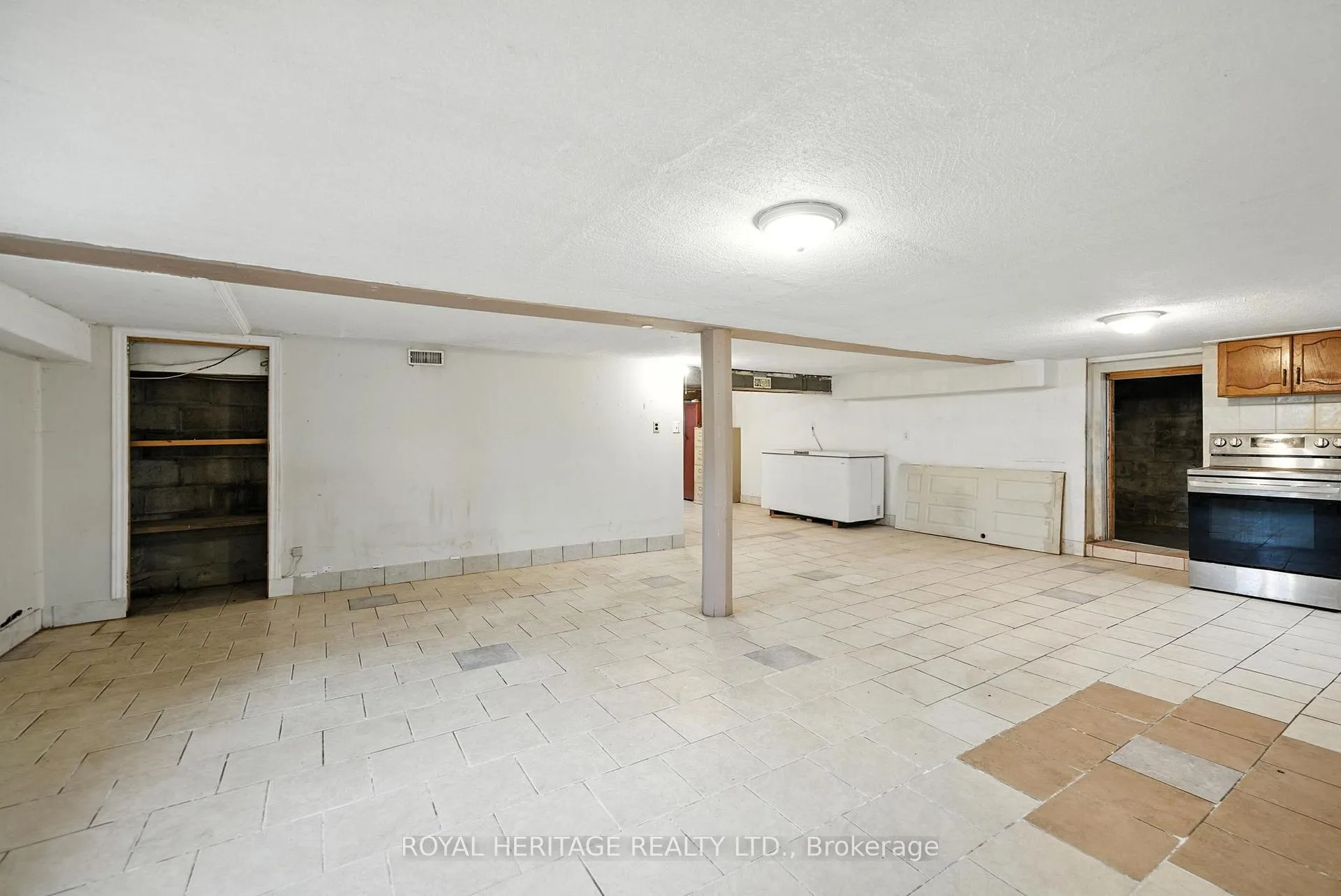 Photo 7 of 1595 Taunton Road, Clarington, Rural Clarington — HOMEH