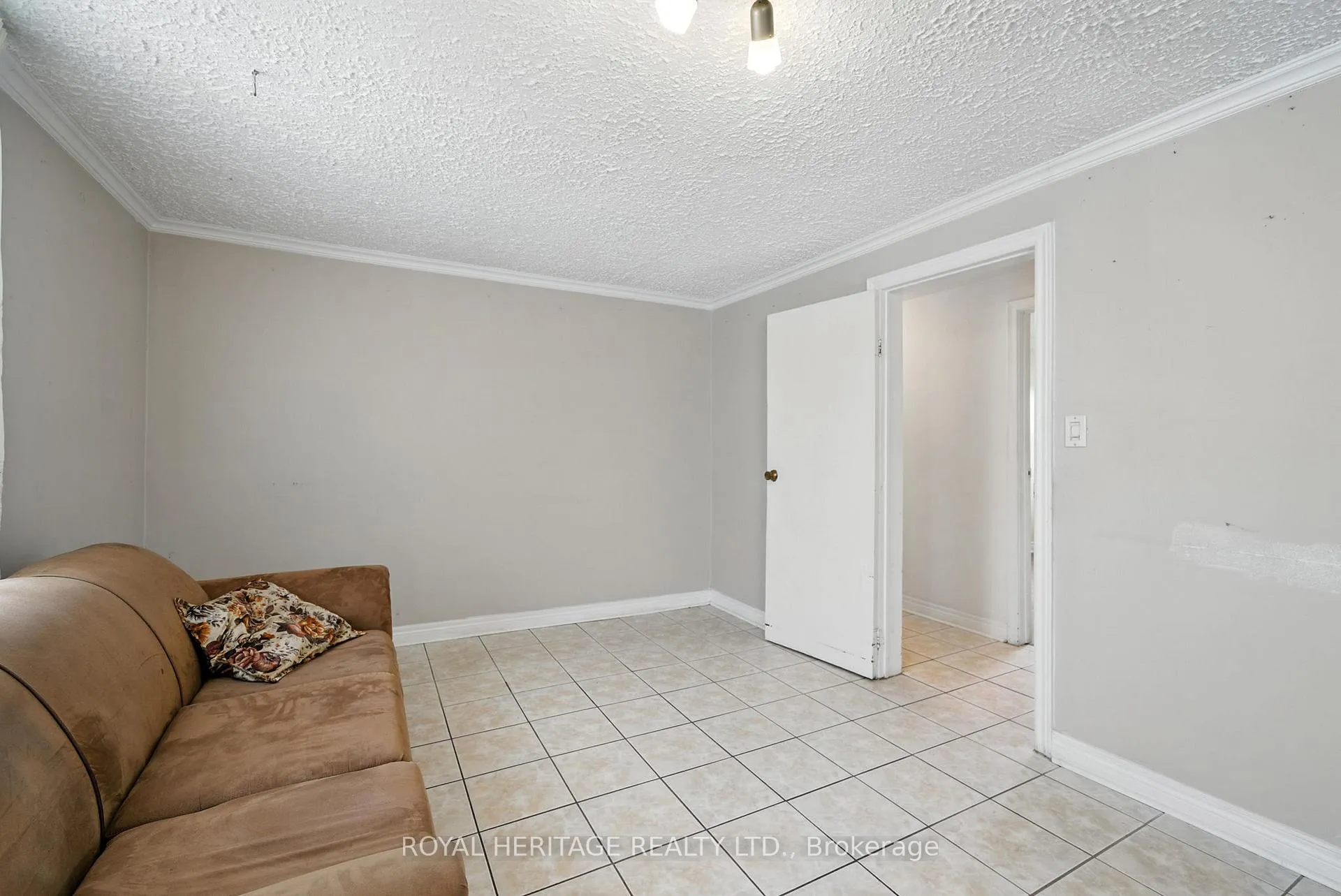 Photo 16 of 1595 Taunton Road, Clarington, Rural Clarington — HOMEH