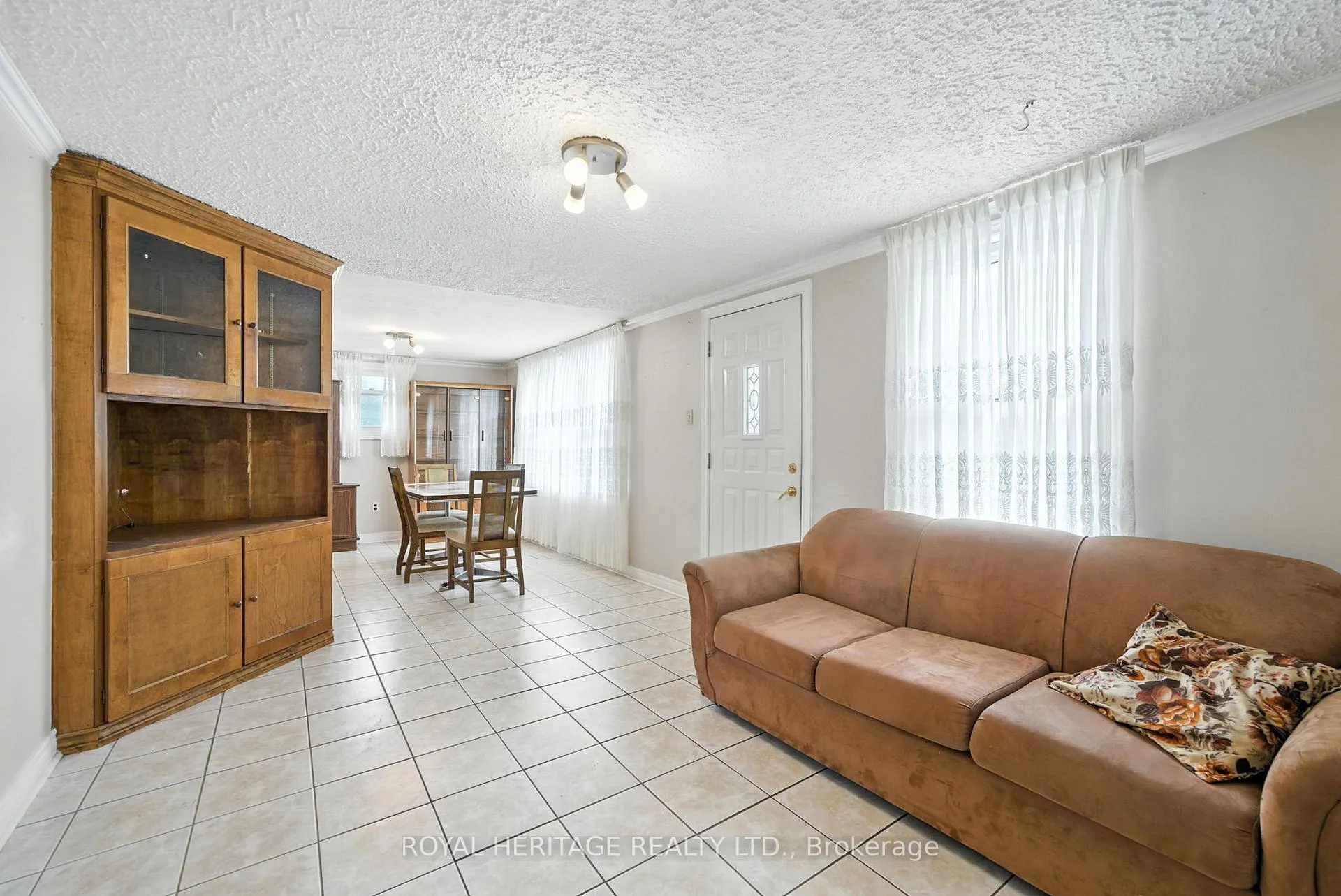Photo 18 of 1595 Taunton Road, Clarington, Rural Clarington — HOMEH
