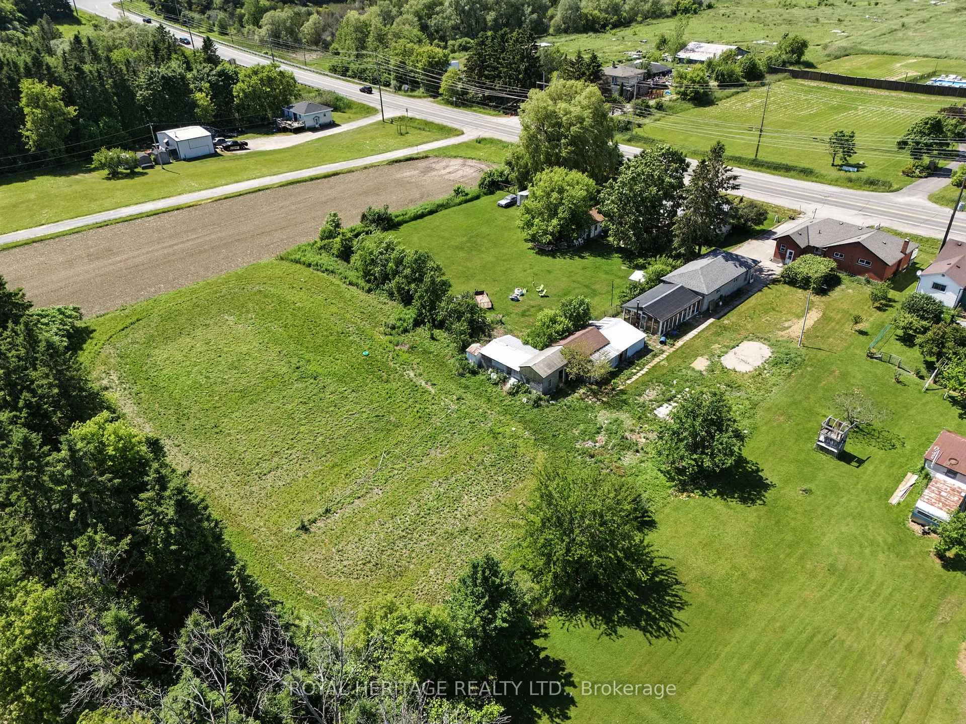 Photo 24 of 1595 Taunton Road, Clarington, Rural Clarington — HOMEH