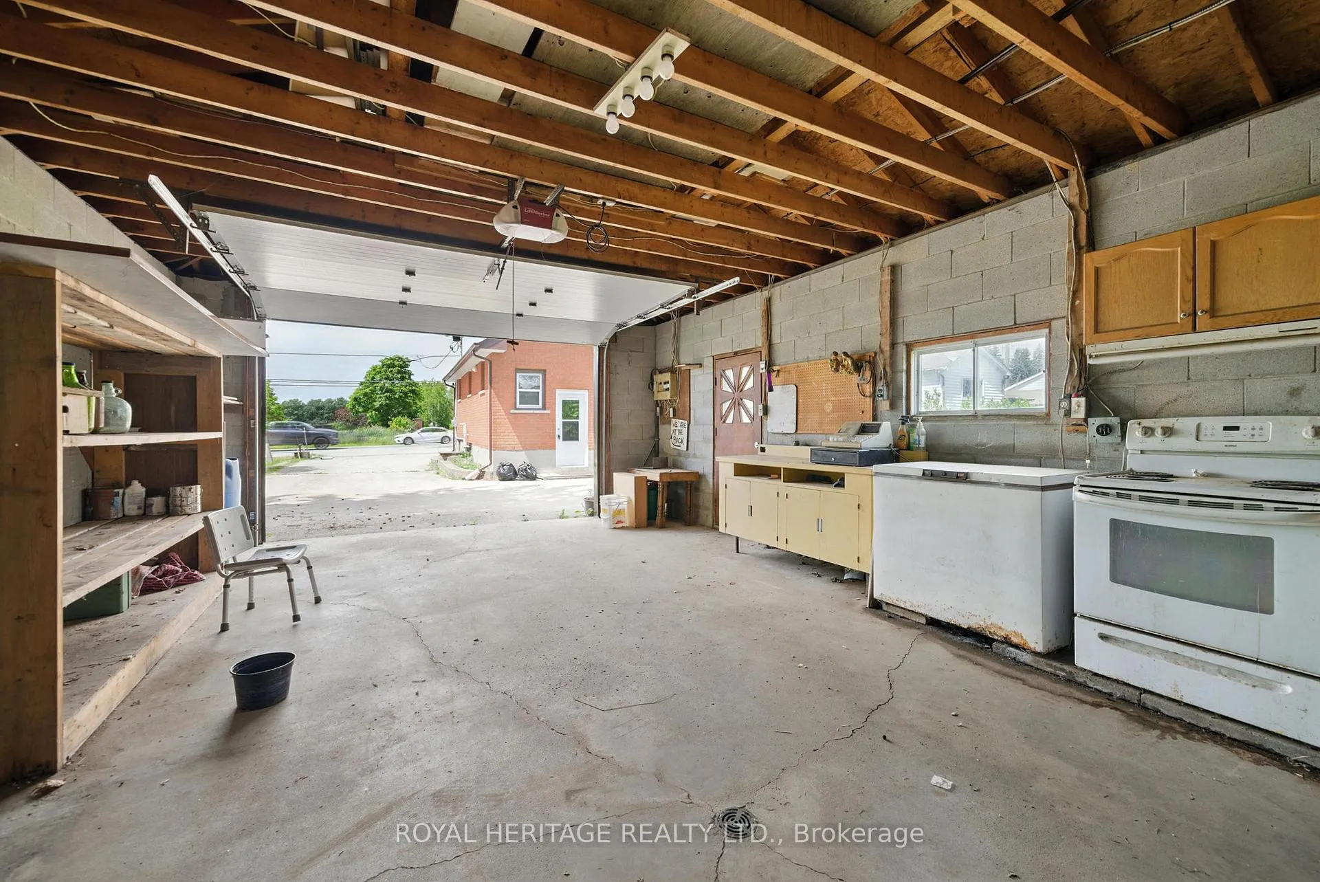 Photo 33 of 1595 Taunton Road, Clarington, Rural Clarington — HOMEH
