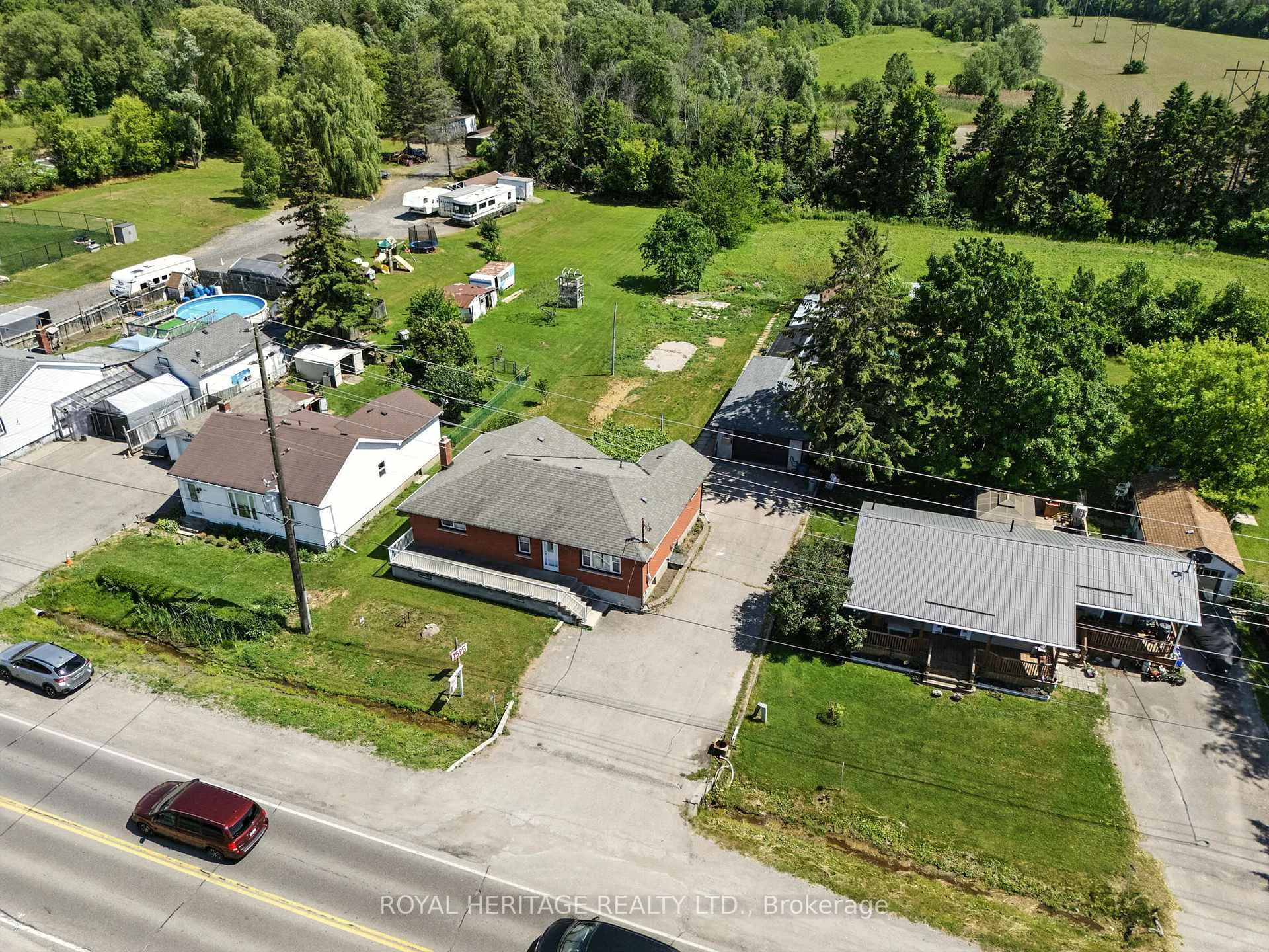 Photo 36 of 1595 Taunton Road, Clarington, Rural Clarington — HOMEH