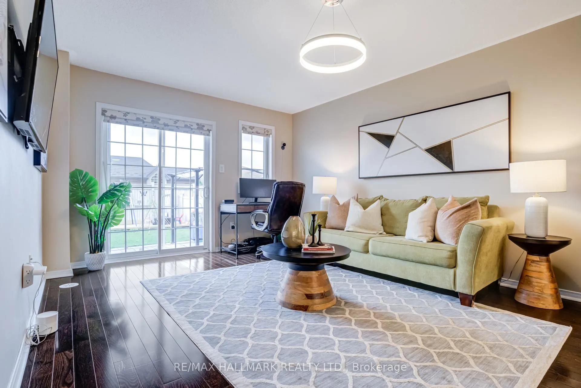 Photo 5 of 187 Hawkview Boulevard, Vaughan, Vellore Village — HOMEH