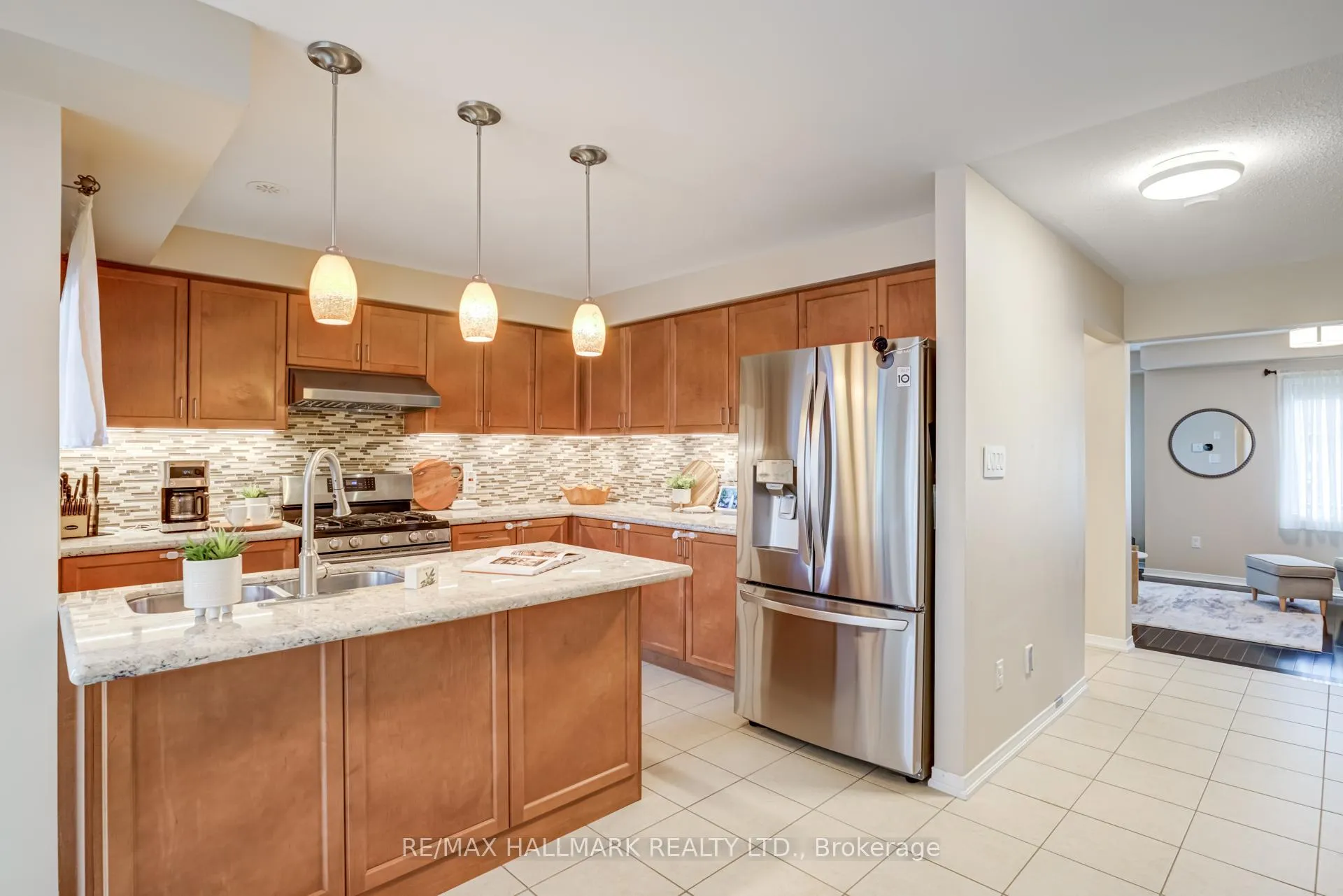 Photo 17 of 187 Hawkview Boulevard, Vaughan, Vellore Village — HOMEH