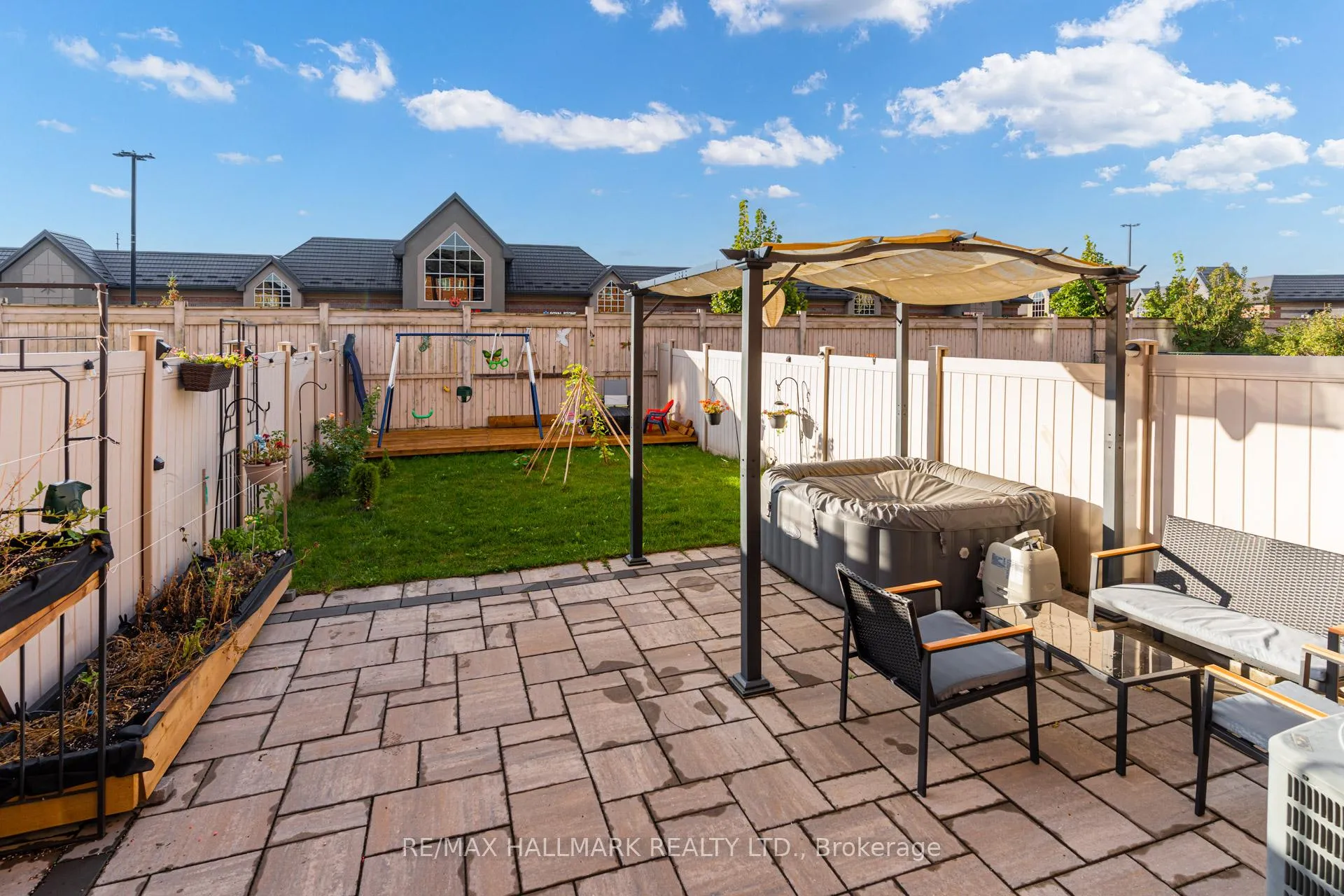 Photo 45 of 187 Hawkview Boulevard, Vaughan, Vellore Village — HOMEH