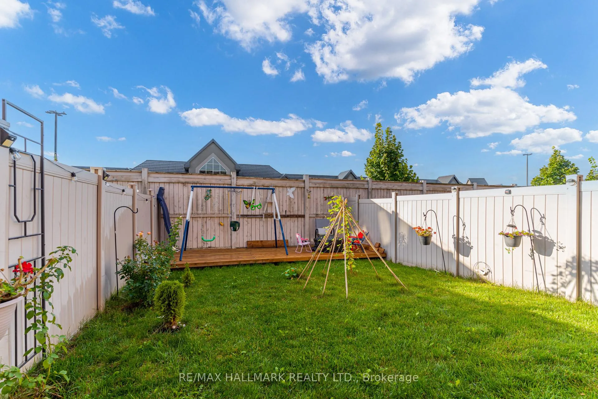Photo 47 of 187 Hawkview Boulevard, Vaughan, Vellore Village — HOMEH