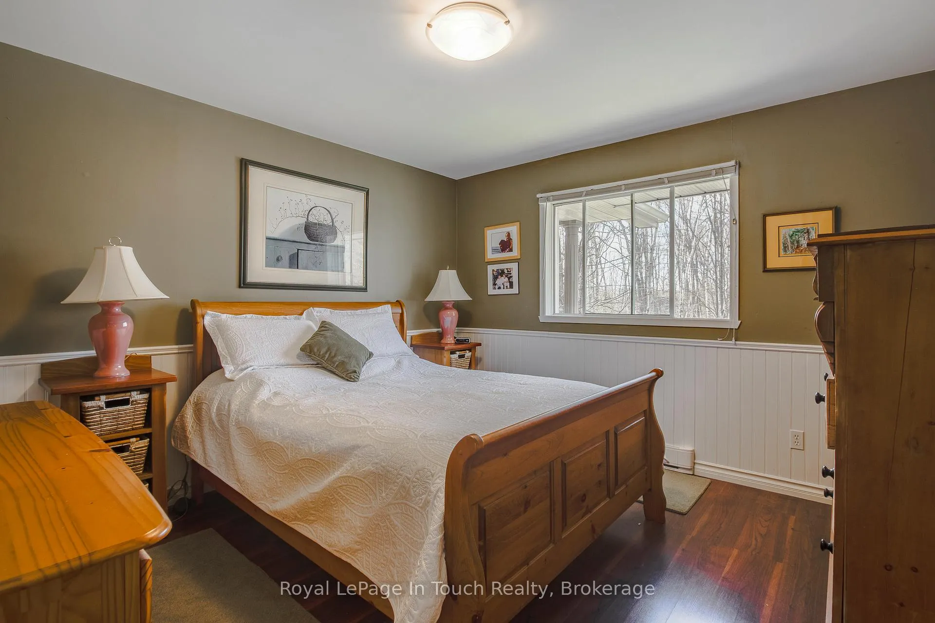 Photo 10 of 119 Silver Birch Drive, Tiny, Rural Tiny — HOMEH