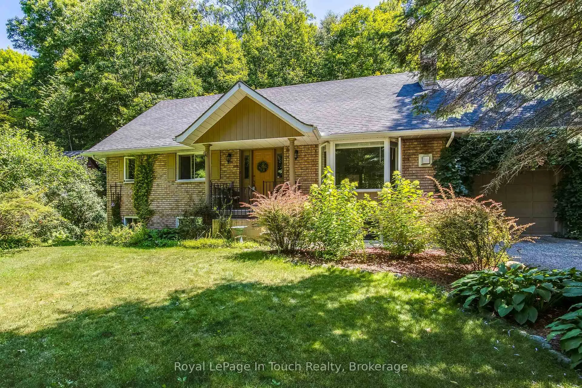 Photo 28 of 119 Silver Birch Drive, Tiny, Rural Tiny — HOMEH