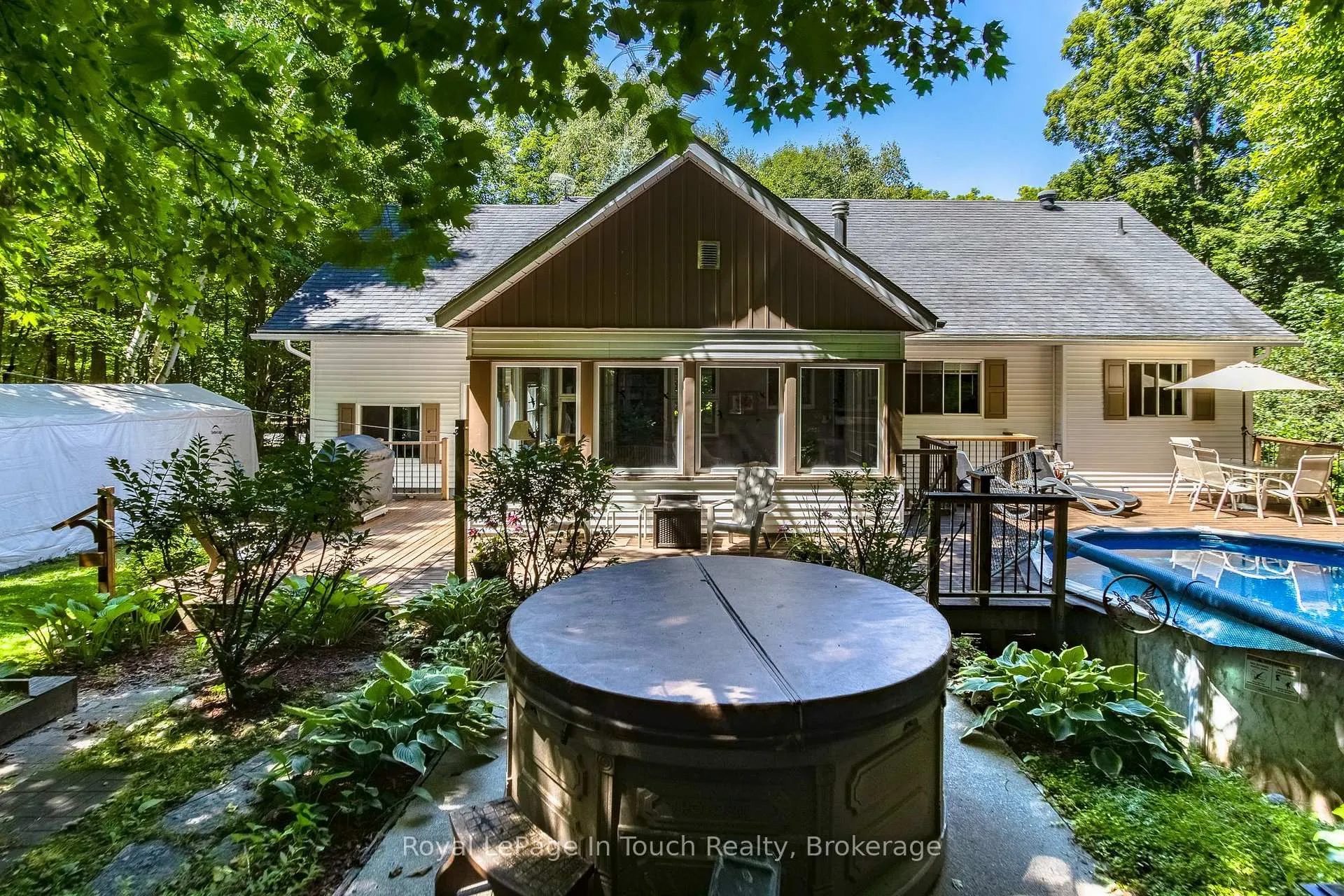 Photo 33 of 119 Silver Birch Drive, Tiny, Rural Tiny — HOMEH