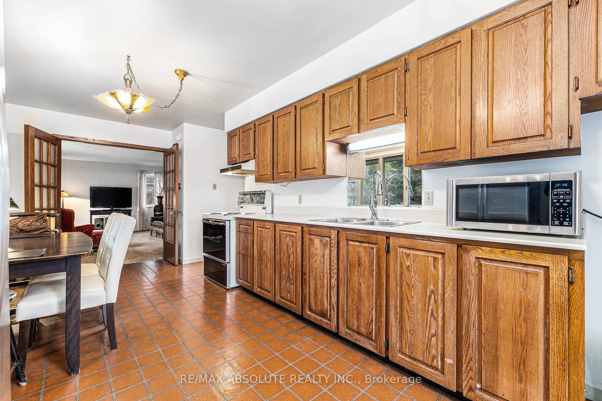 Photo 10 of 133 Arthur Street, Arnprior — HOMEH