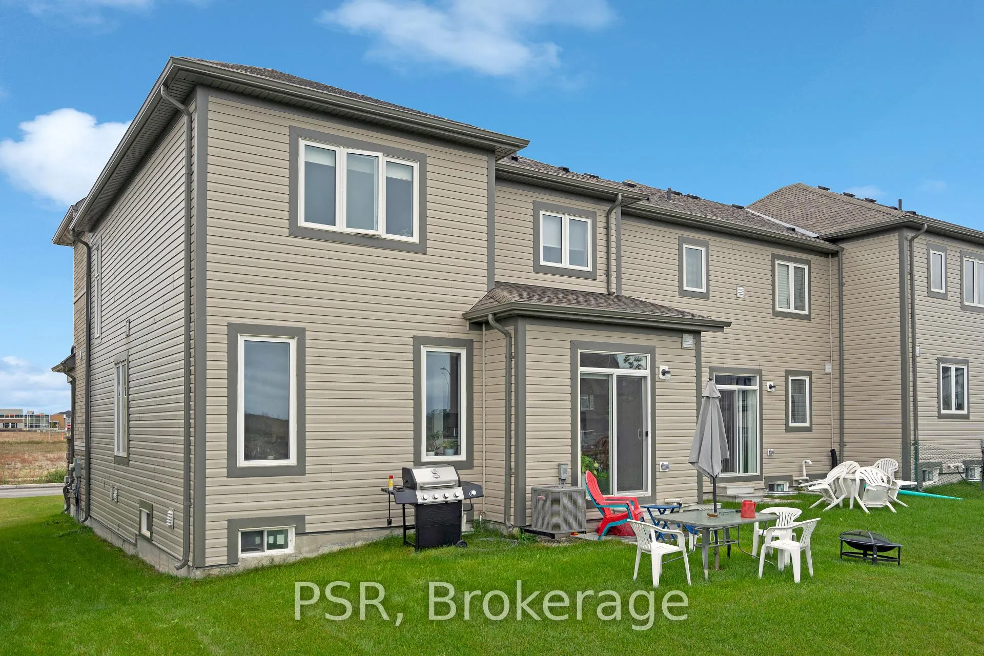 Photo 38 of 11 Stately Drive, Wasaga Beach — HOMEH