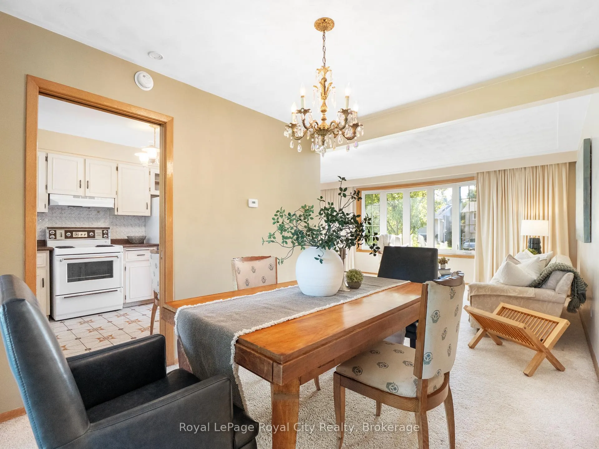 Photo 13 of 48 Glenbrook Drive, Guelph, Victoria North — HOMEH