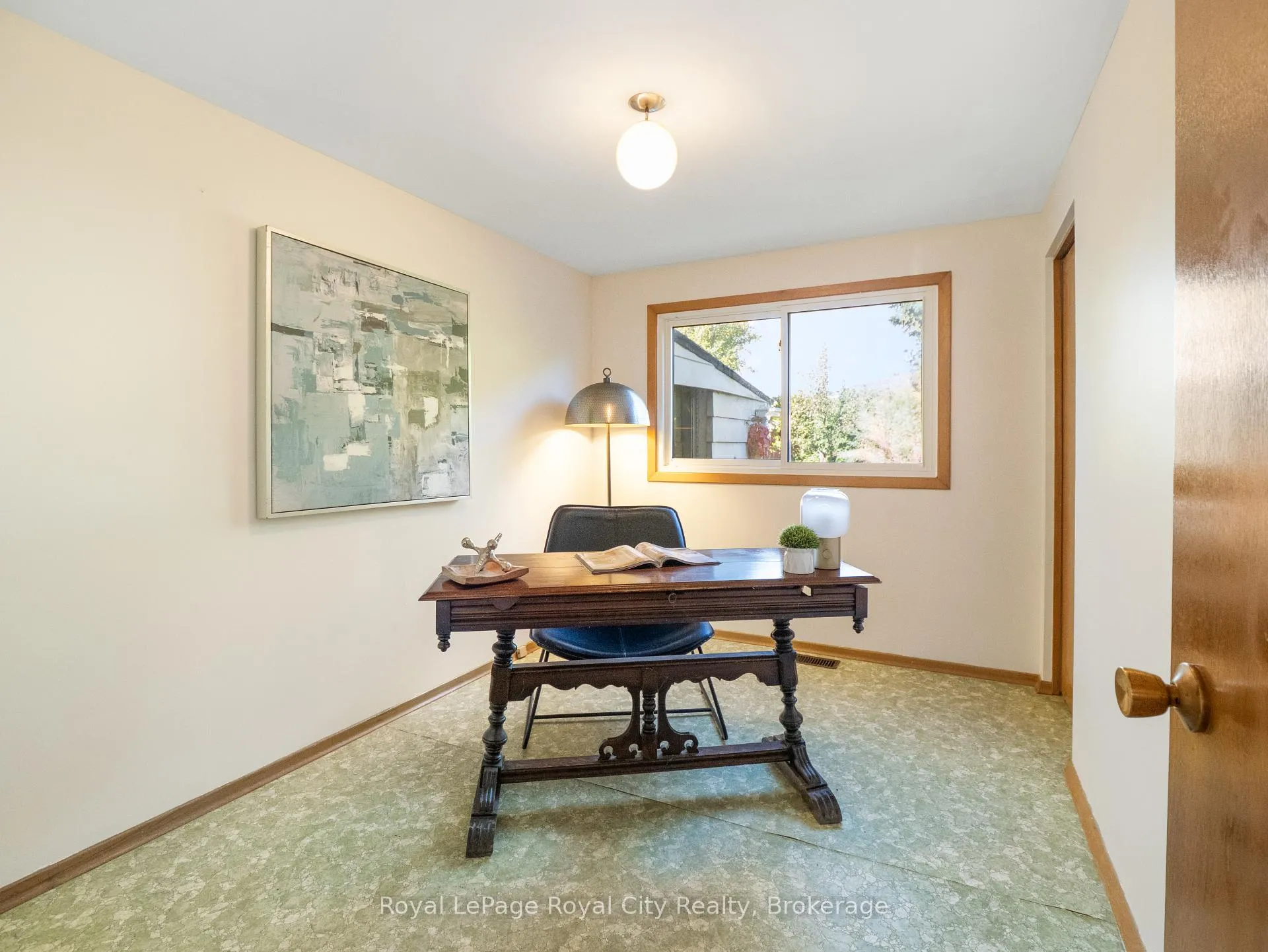Photo 27 of 48 Glenbrook Drive, Guelph, Victoria North — HOMEH
