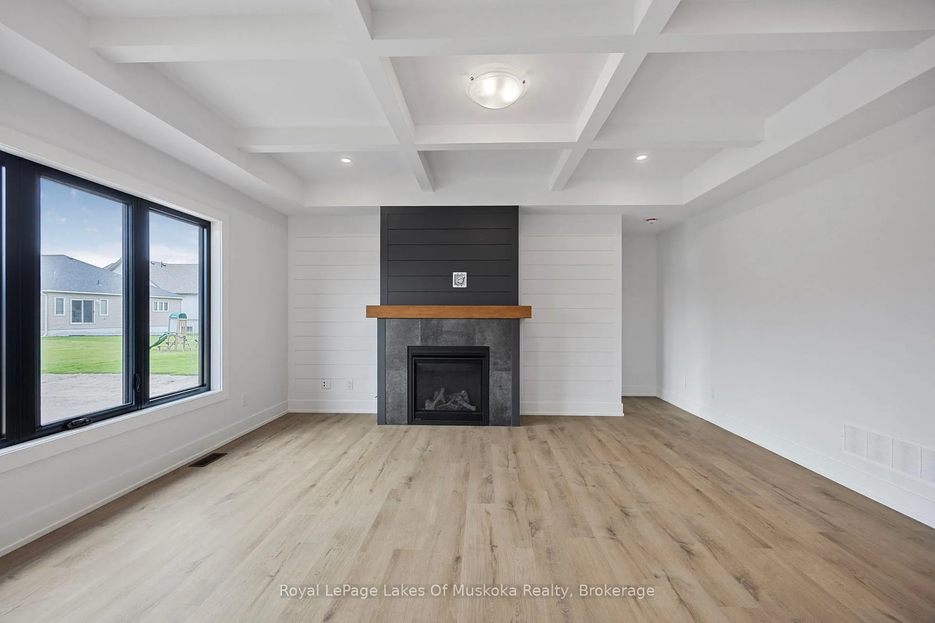 Photo 15 of 132 Brandon Avenue, Severn, Coldwater — HOMEH