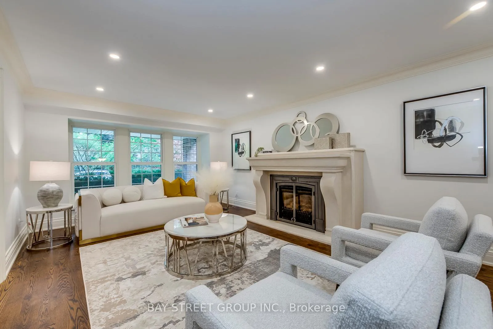 Photo 6 of 246 Beechfield Road, Oakville, Ford — HOMEH