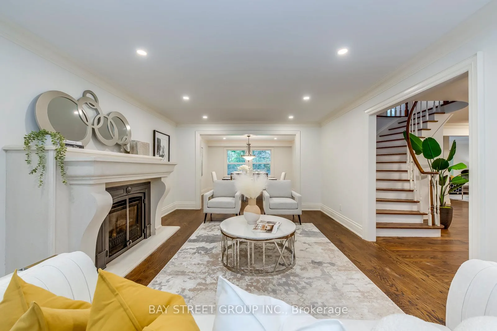 Photo 7 of 246 Beechfield Road, Oakville, Ford — HOMEH