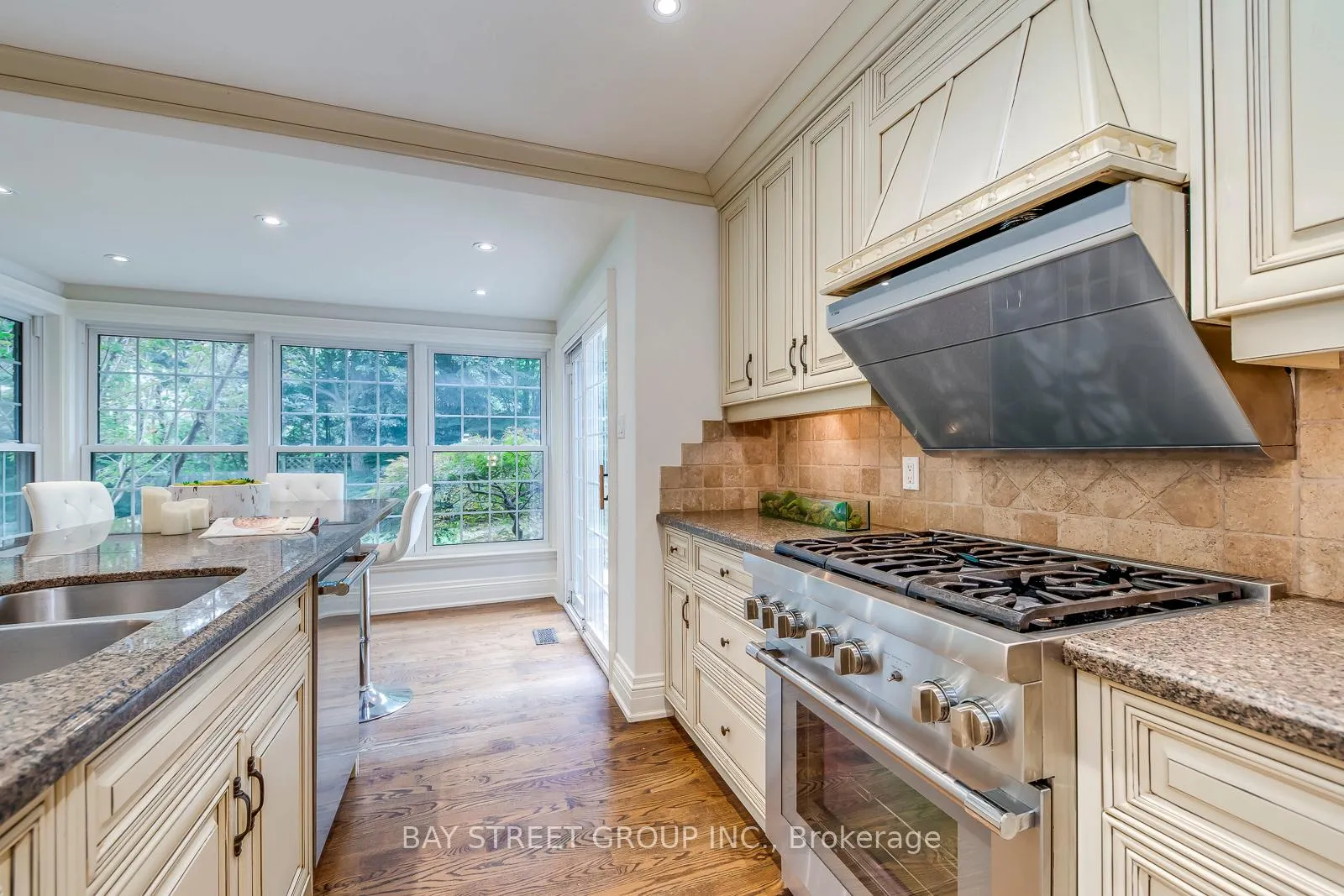 Photo 14 of 246 Beechfield Road, Oakville, Ford — HOMEH