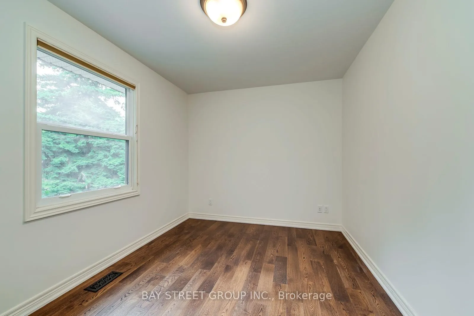 Photo 36 of 246 Beechfield Road, Oakville, Ford — HOMEH