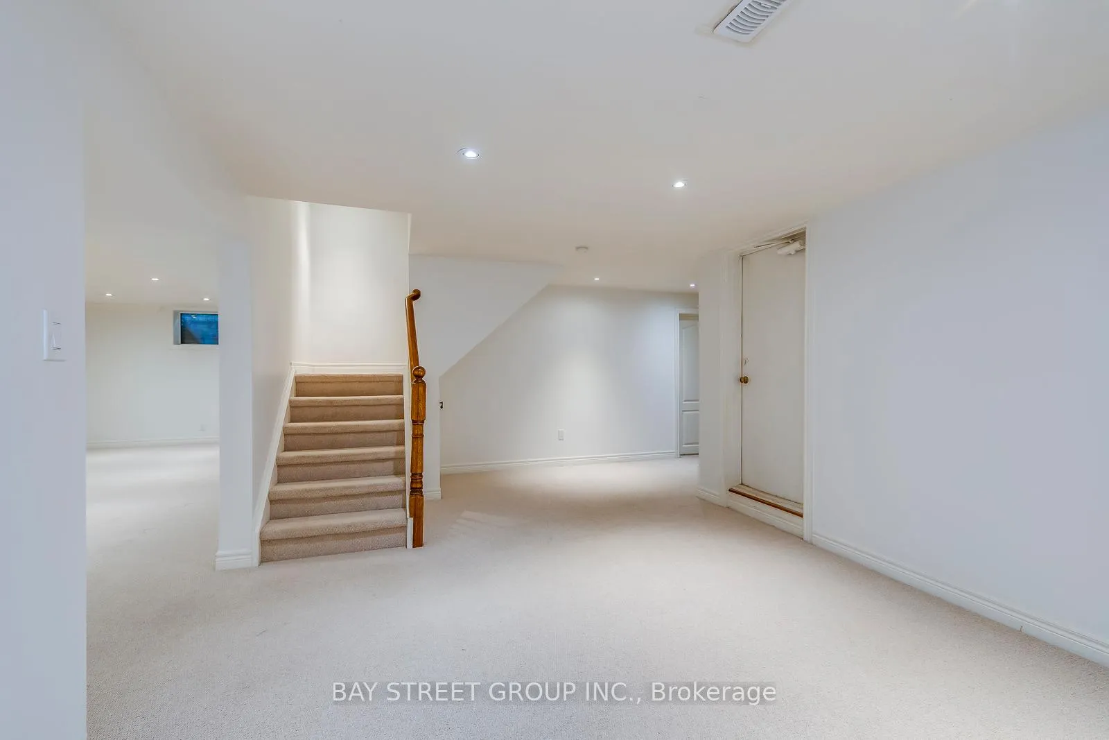 Photo 43 of 246 Beechfield Road, Oakville, Ford — HOMEH