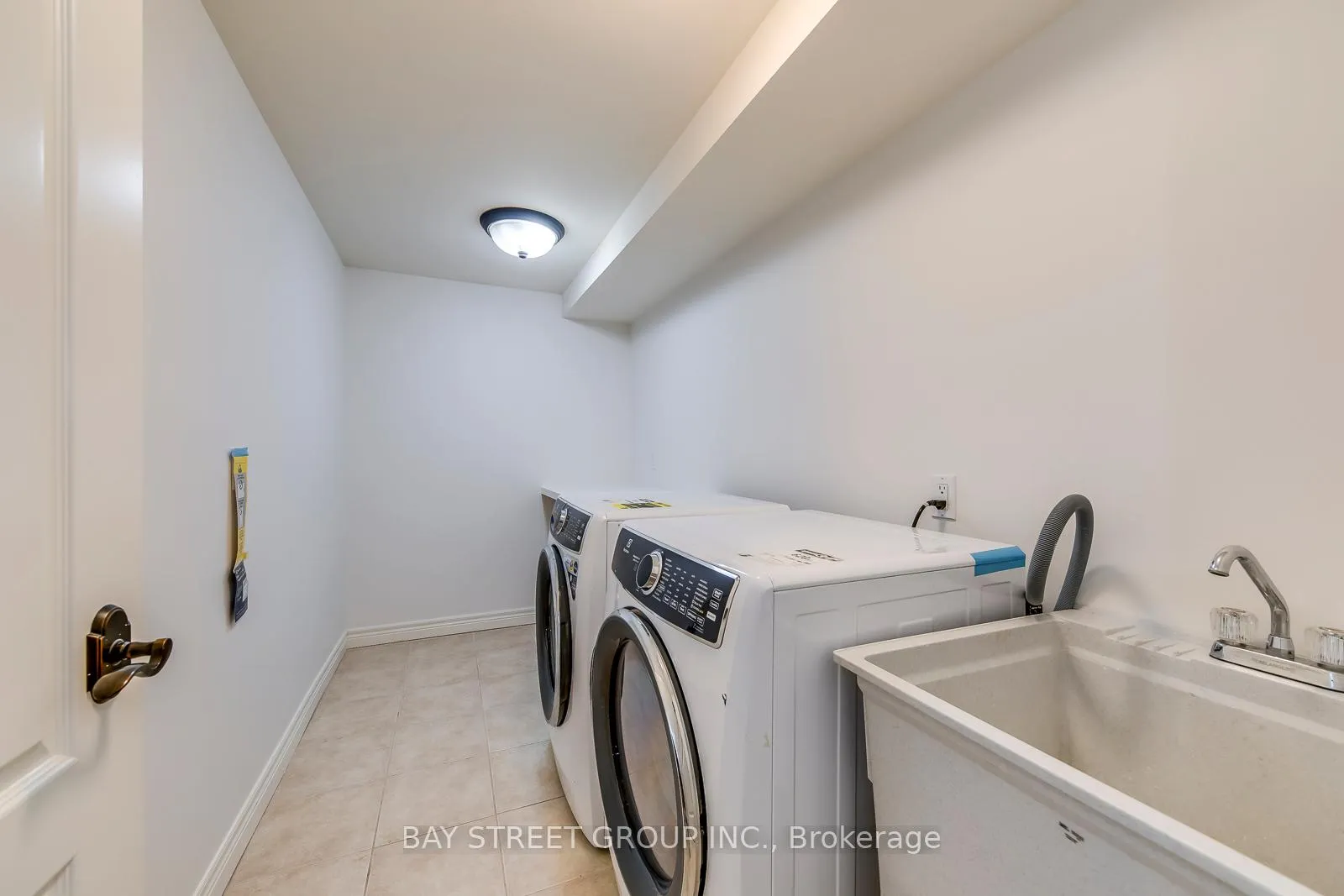 Photo 45 of 246 Beechfield Road, Oakville, Ford — HOMEH